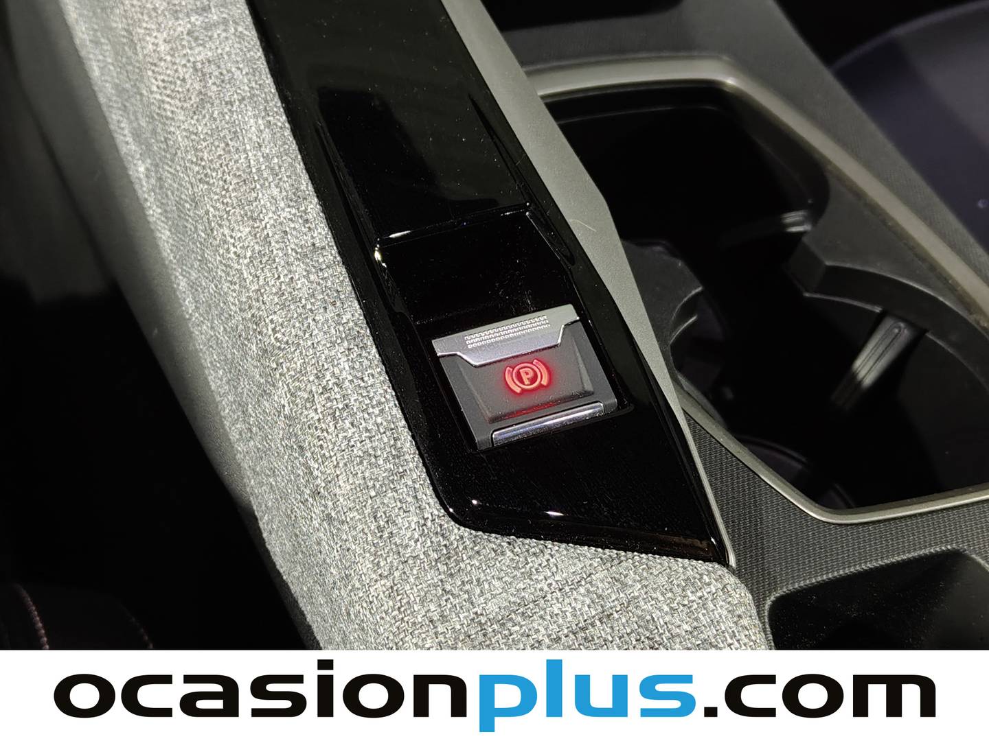 Peugeot 3008 Hybrid Peugeot 3008 Hybrid 145 Allure eDCS6 (145 CV) 2025