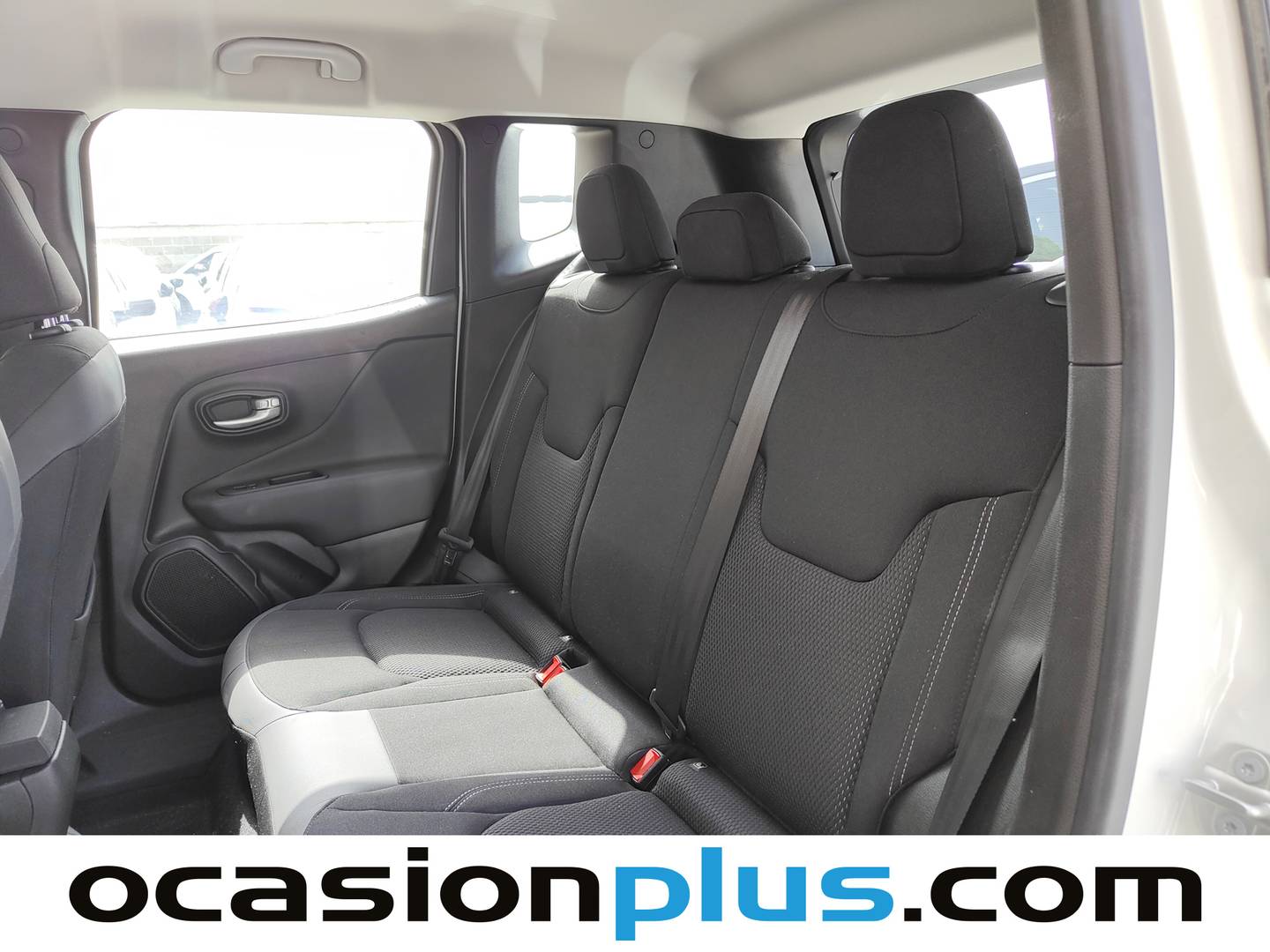 Foto asientos traseros Jeep Renegade Jeep Renegade eHybrid 1.5 Limited ATX (130 CV)
