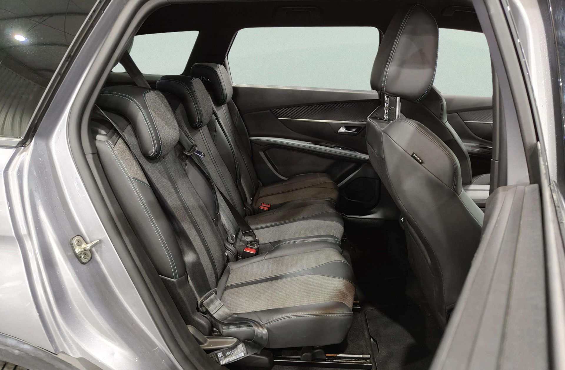 Peugeot 5008 1.2 Allure Pack eDCS6 7 plazas - foto 20
