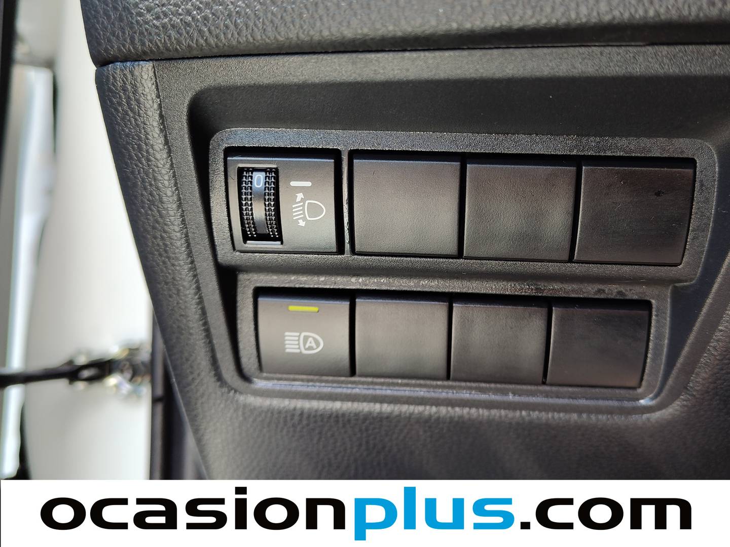 Extras del Toyota Yaris Toyota Yaris 120H Business Plus (116 CV)