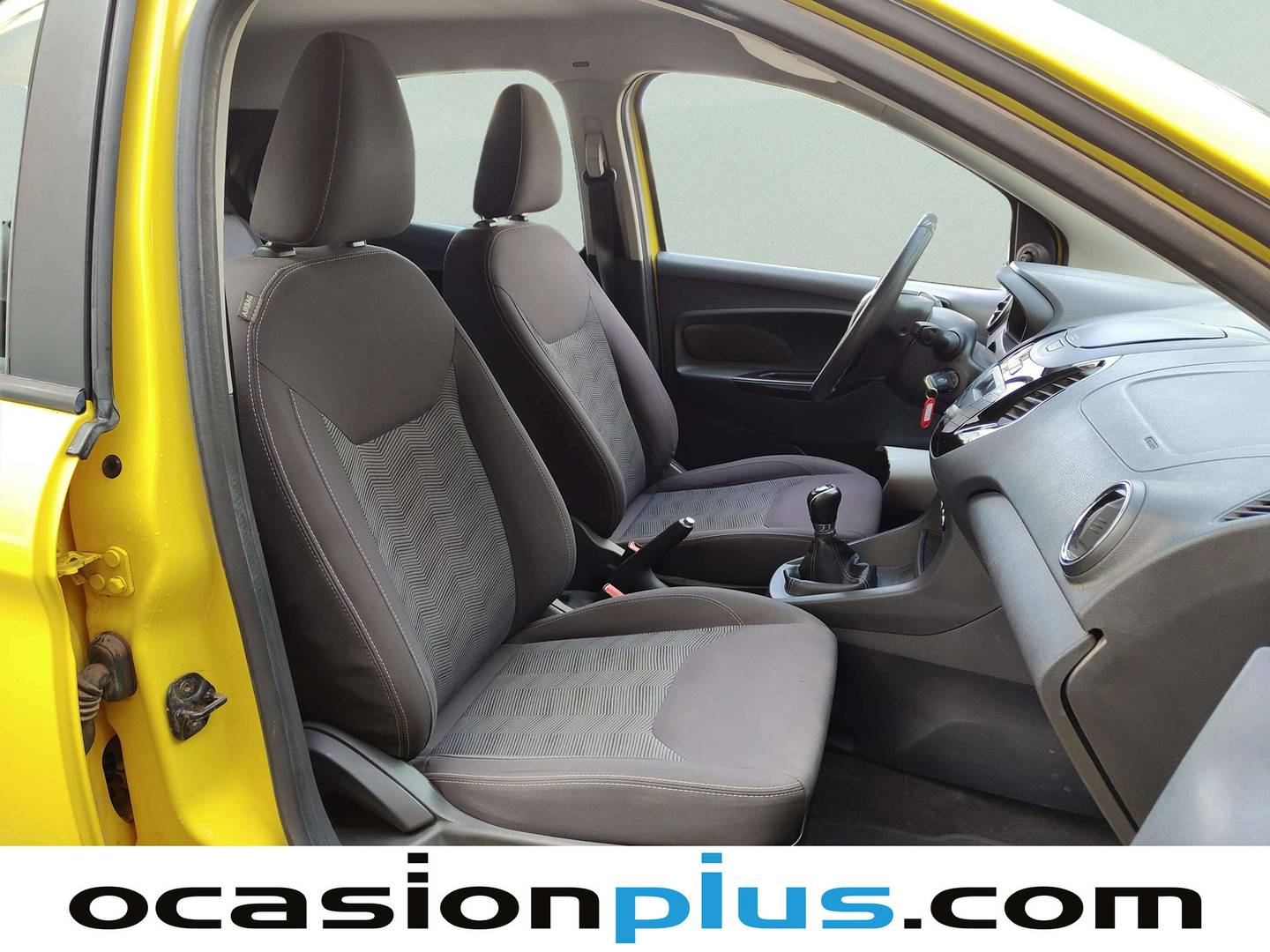 Foto asientos traseros Ford Ka+ Ford Ka+ 1.2 Ti-VCT Essential (70 CV)