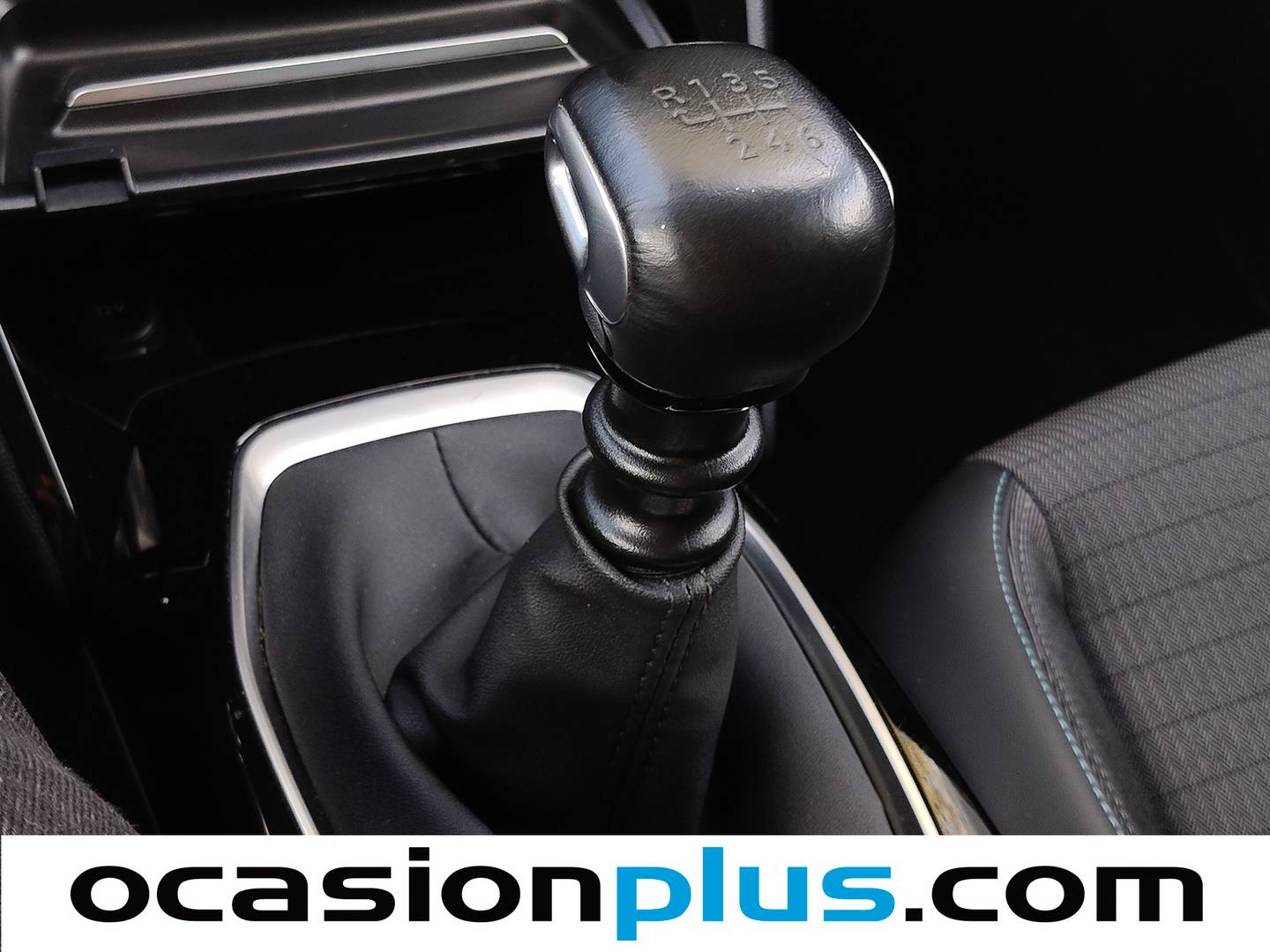 Peugeot 2008 Peugeot 2008 BlueHDi 110 Allure Pack (110 CV) de segunda mano