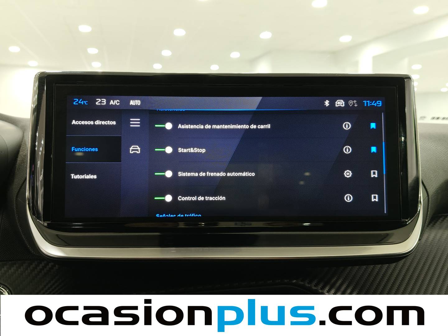 Peugeot 2008 Peugeot 2008 Allure Hybrid eDCS6 (136 CV) km 0
