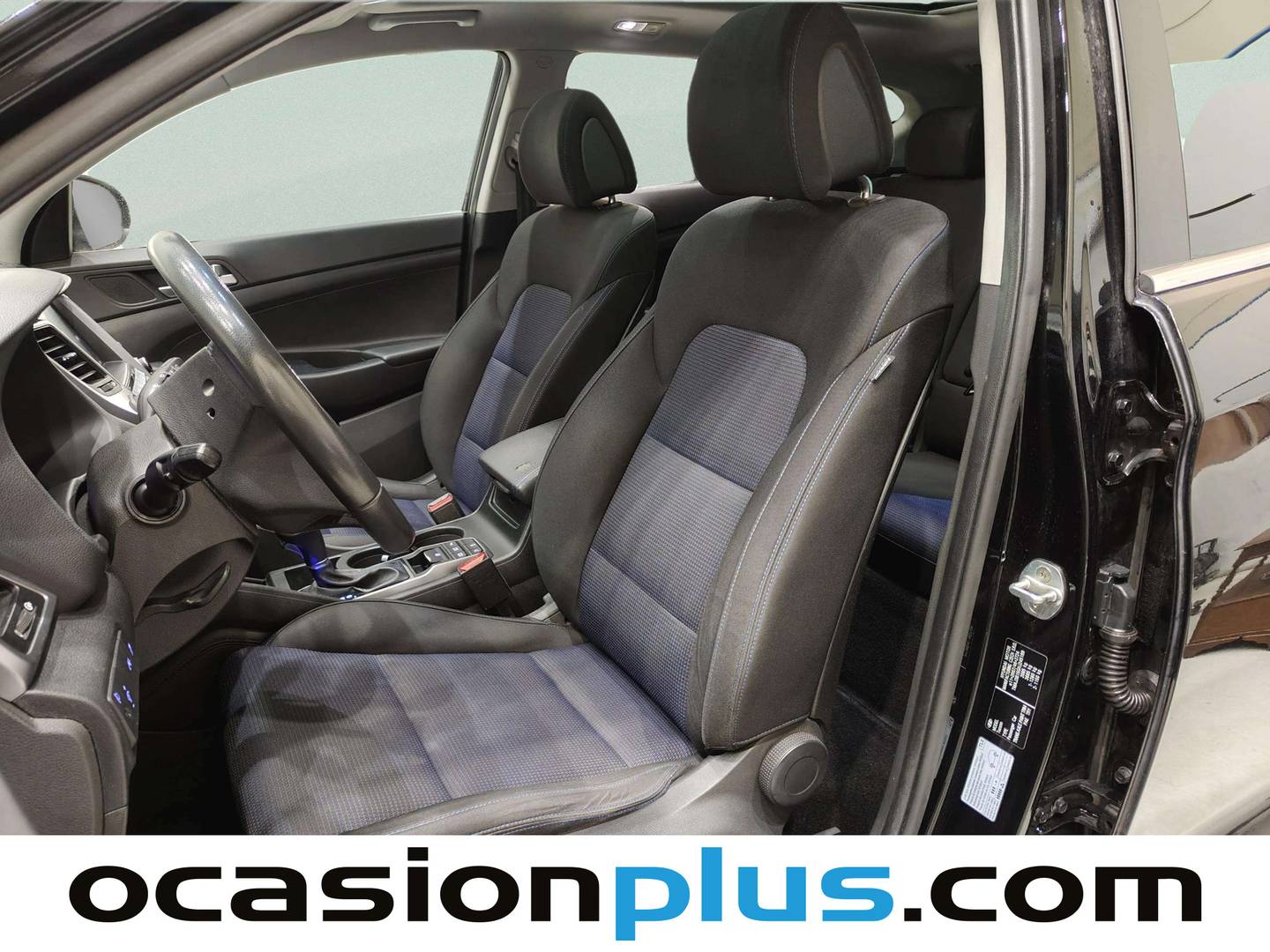 Foto asientos delanteros Hyundai Tucson Hyundai Tucson 1.7 CRDI BlueDrive Tecno DCT (141 CV)