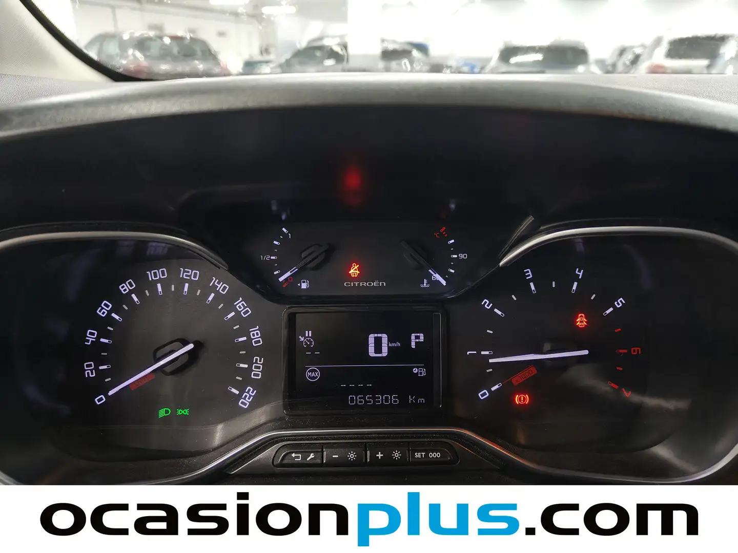 Foto Citroën C3 Aircross Citroen C3 Aircross PureTech 130 Shine Pack EAT6 (131 CV)