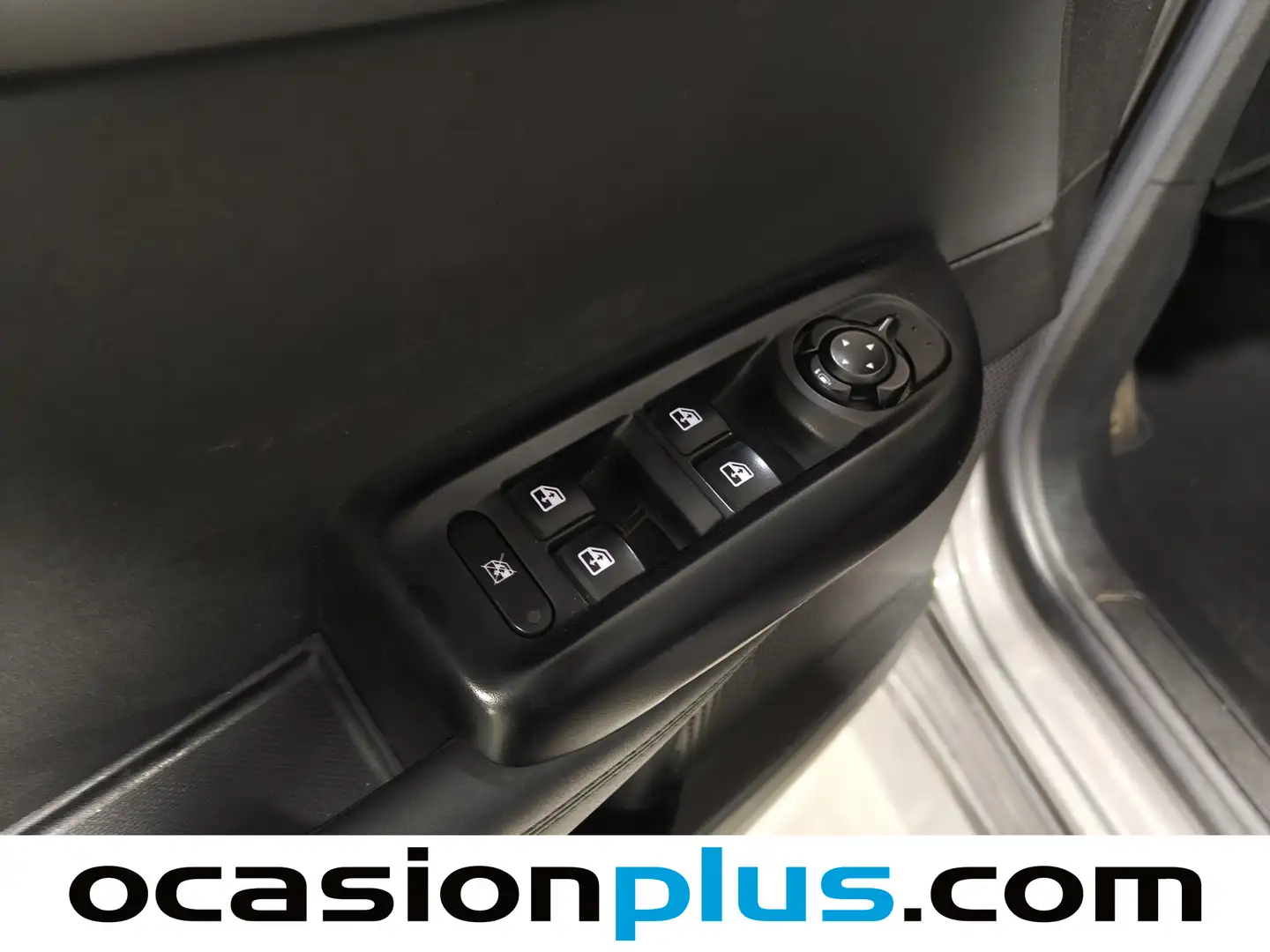 Foto Alfa Romeo Tonale Alfa Romeo Tonale 1.6 DS Sprint FWD (130 CV)