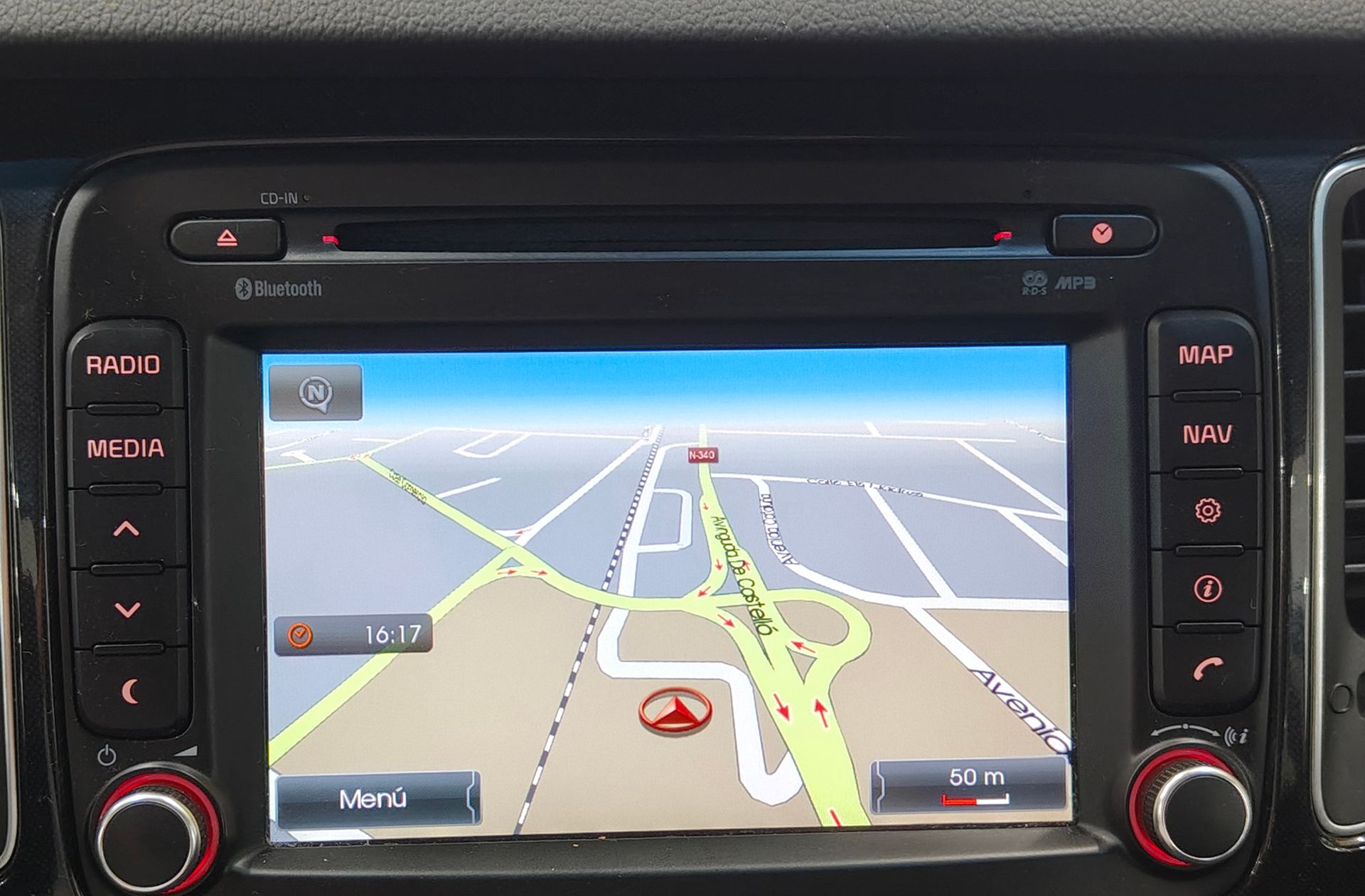Kia Carens 1.7 CRDi VGT Uefa Euro2016 Eco-Dynamics - foto 7