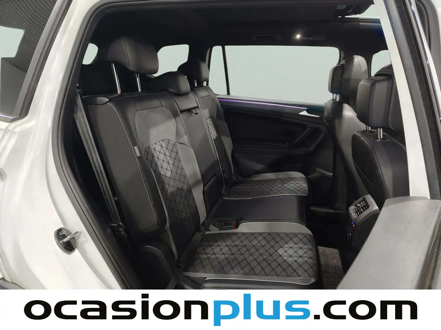 Foto Volkswagen Tiguan Allspace Volkswagen Tiguan Allspace R-Line 2.0 TDI (150 CV) DSG