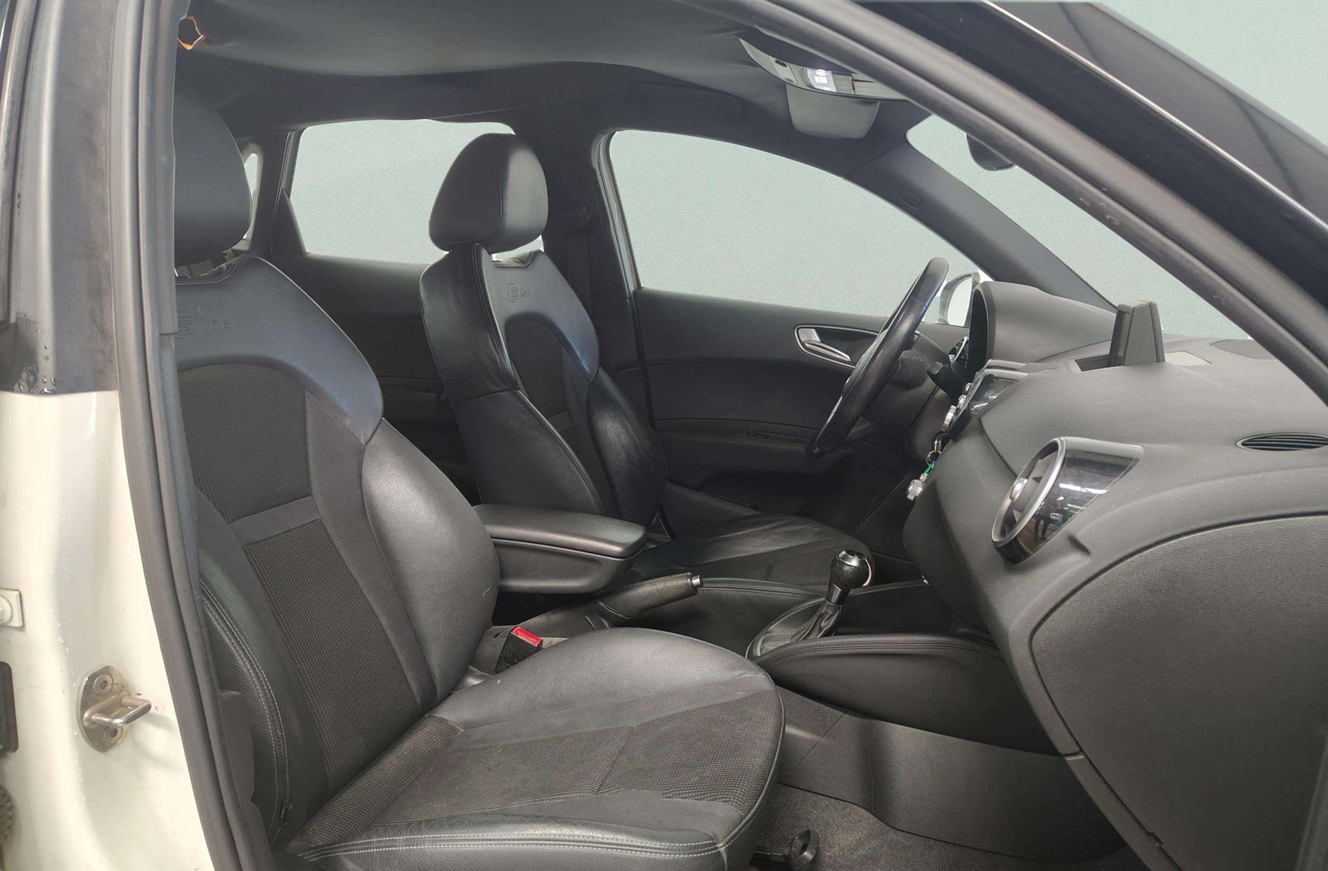 Audi A1 Sportback Ambition 1.6 TDI S tronic Pack S-Line - foto 15