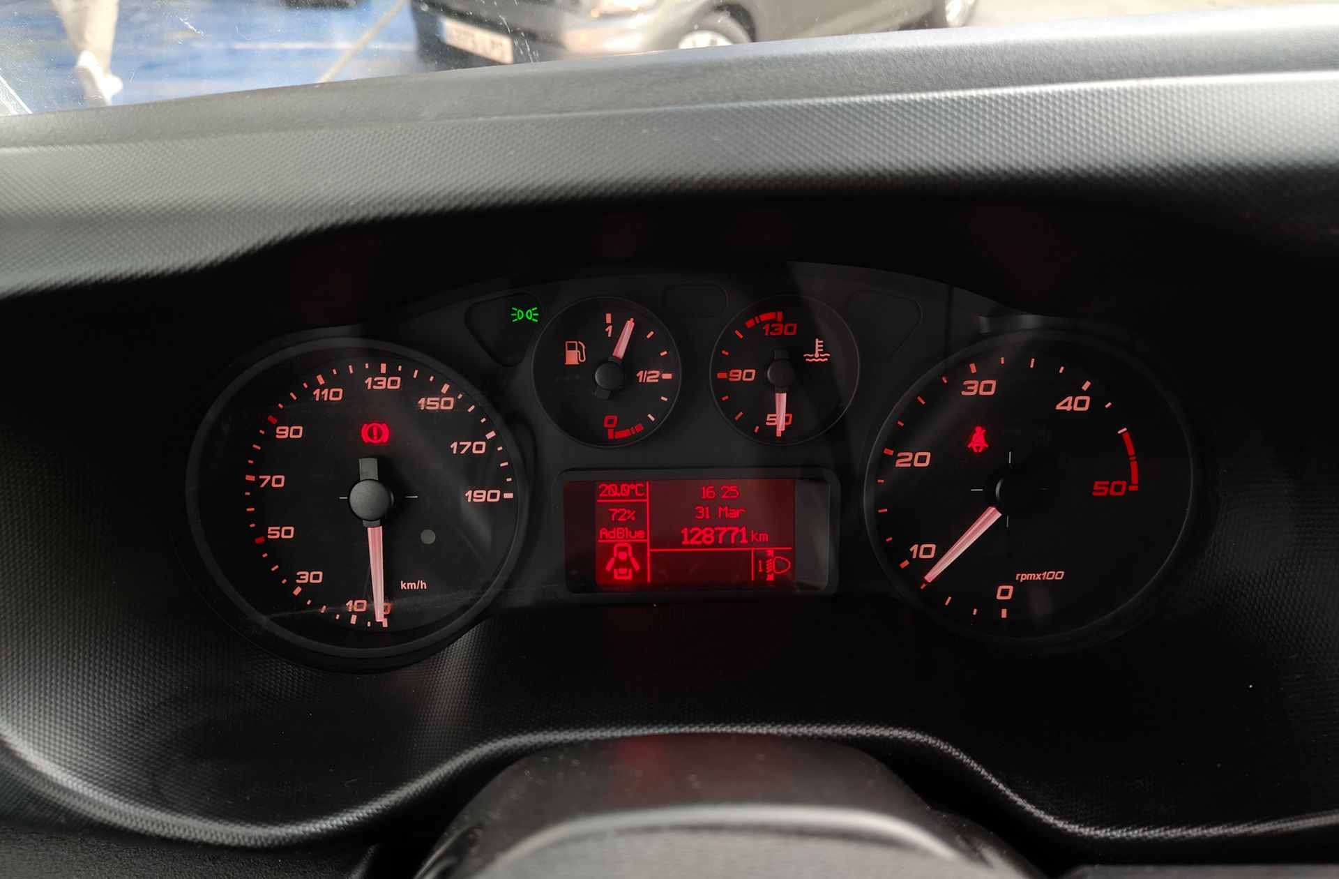 Iveco Daily Furgon 35S 16 V 3520L/H2 - foto 19