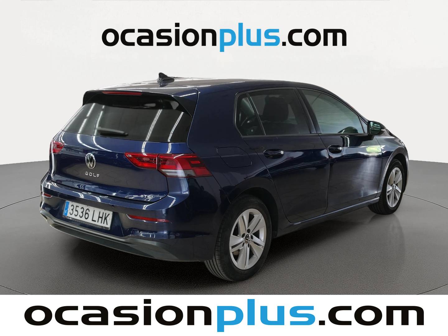 Foto trasera Volkswagen Golf Volkswagen Golf Life 1.5 eTSI (150 CV) DSG derecha