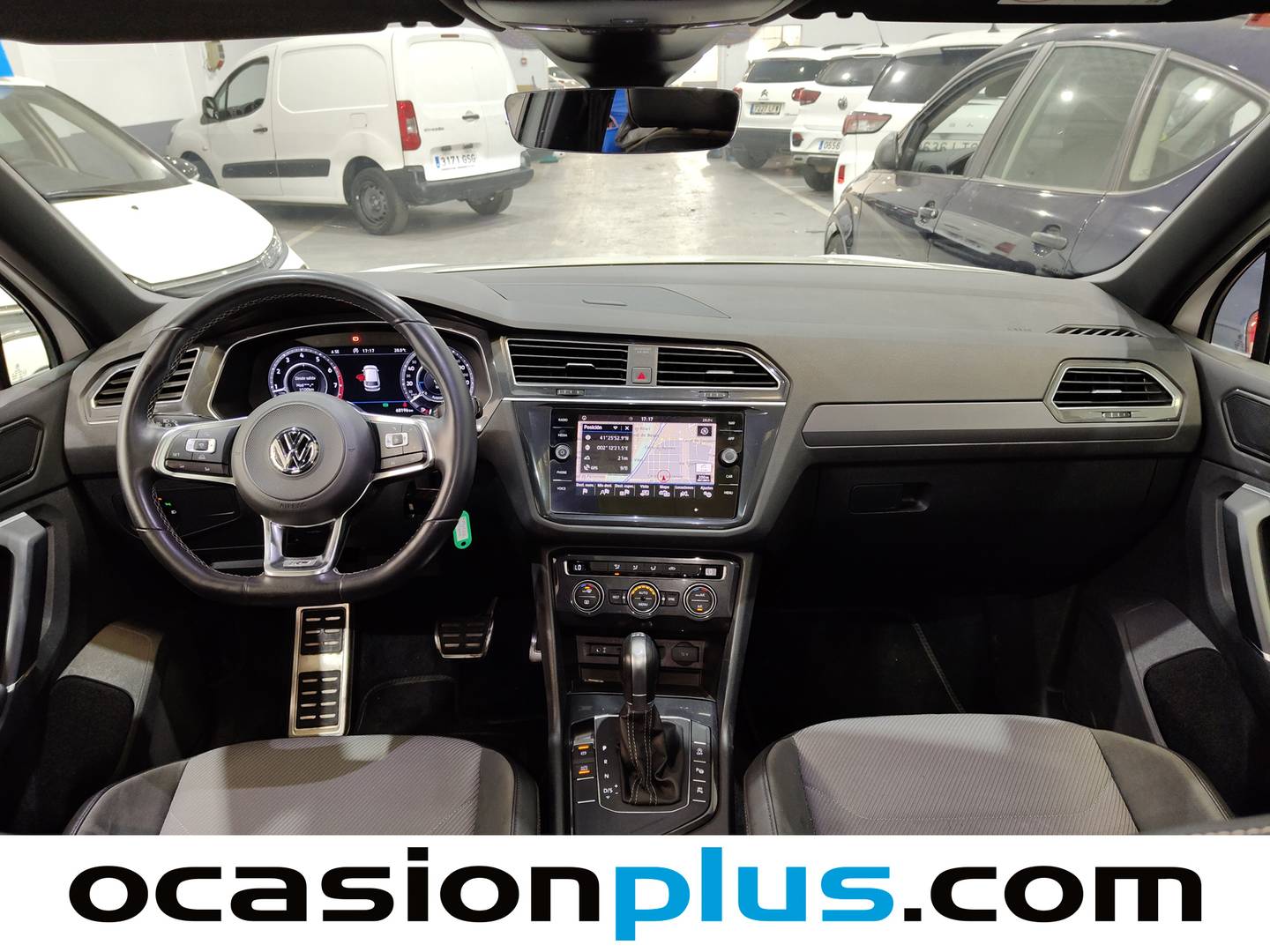 Volkswagen Tiguan Volkswagen Tiguan Sport 1.4 ACT TSI (150 CV) DSG Paquete R-Line de ocasión