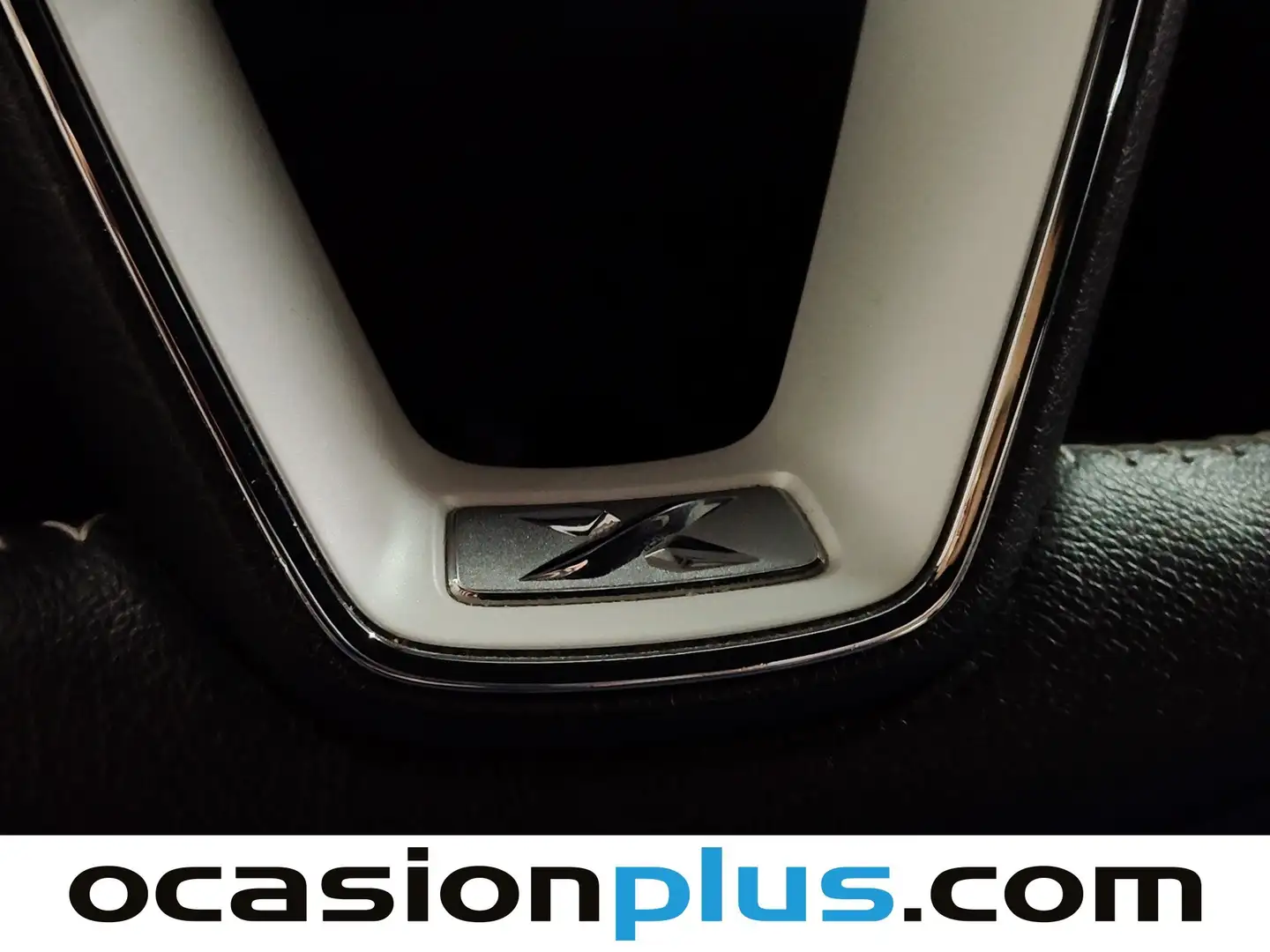 Foto Seat Arona SEAT Arona 1.0 TSI Ecomotive S&S Xcellence Edition (115 CV)