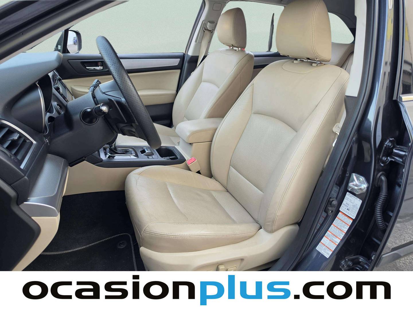 Foto asientos delanteros Subaru Outback Subaru Outback 2.0 TD Executive Plus CVT Lineartron AWD (150 CV)