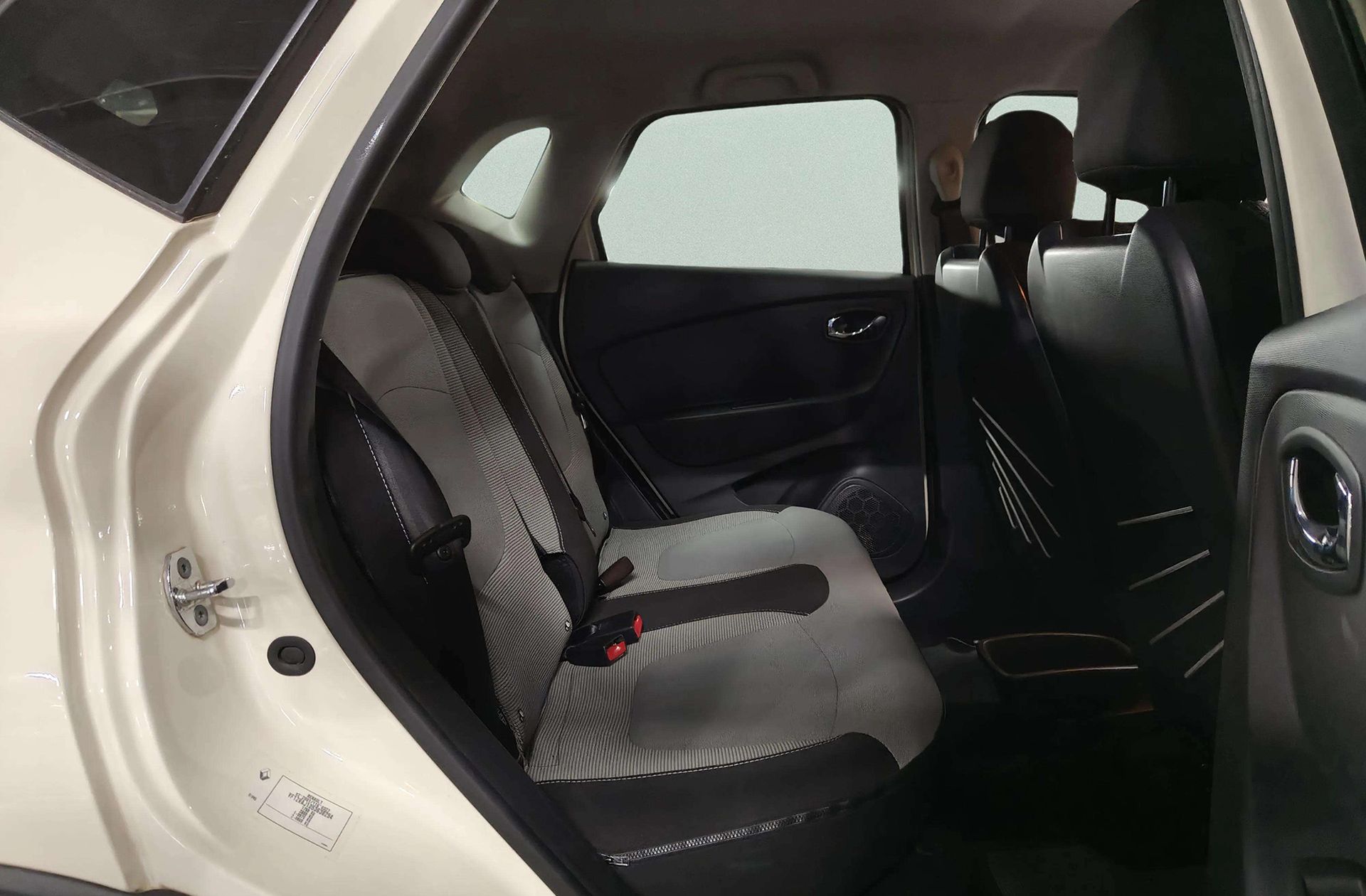Renault Captur Zen Energy dCi EDC - foto 16