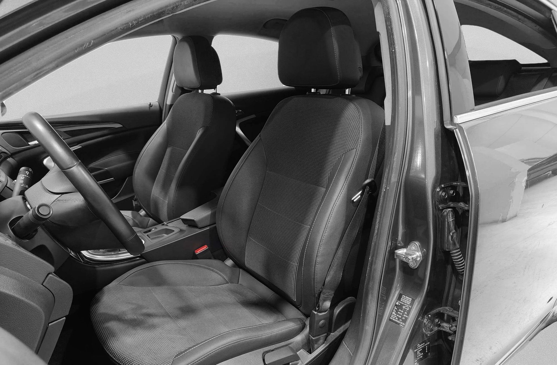 Opel Insignia 2.0 CDTI Cosmo - foto 8