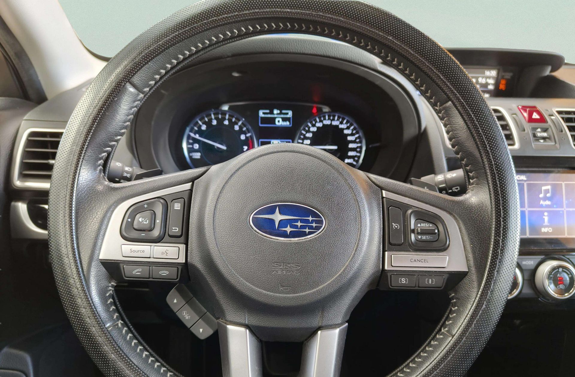 Subaru Forester 2.0 Executive Lineartronic - foto 19