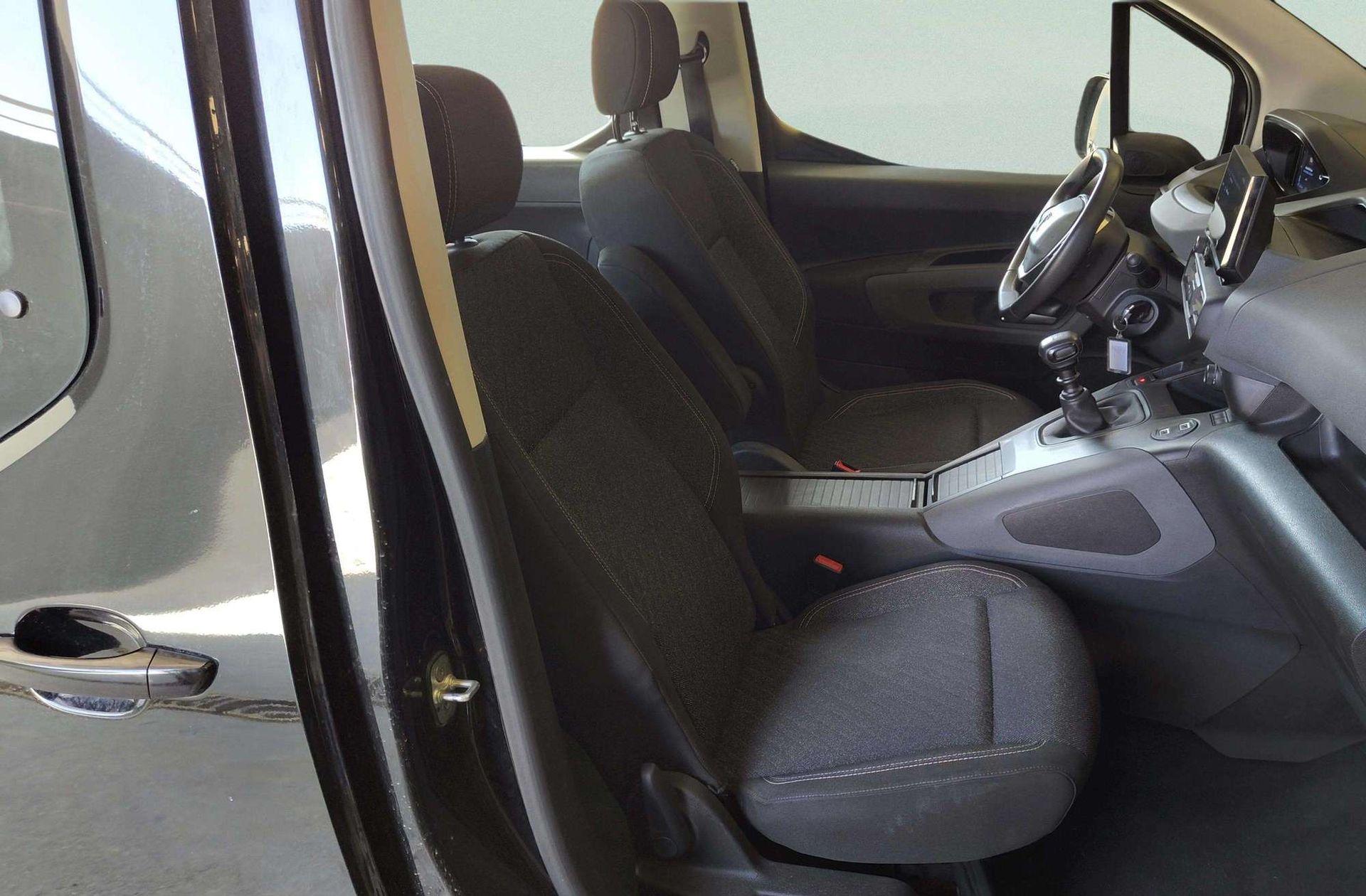 Peugeot Rifter BlueHDi 100 Allure - foto 18