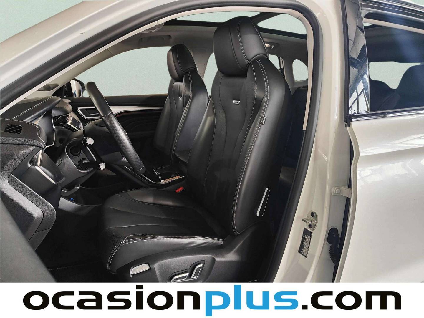 Foto asientos delanteros MG Marvel R MG Marvel R 70kWh Performance (288 CV)