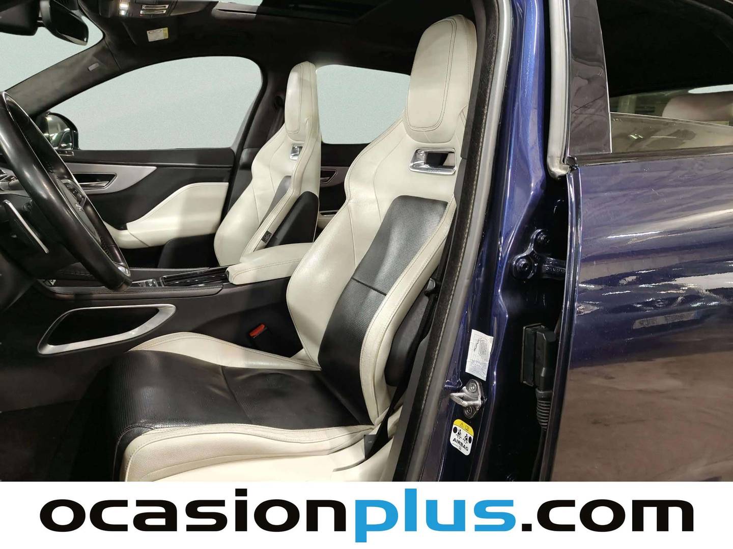 Foto Jaguar F-Pace Jaguar F-PACE 2.0T i4 R-Sport AWD Auto 221 kW (300 CV)