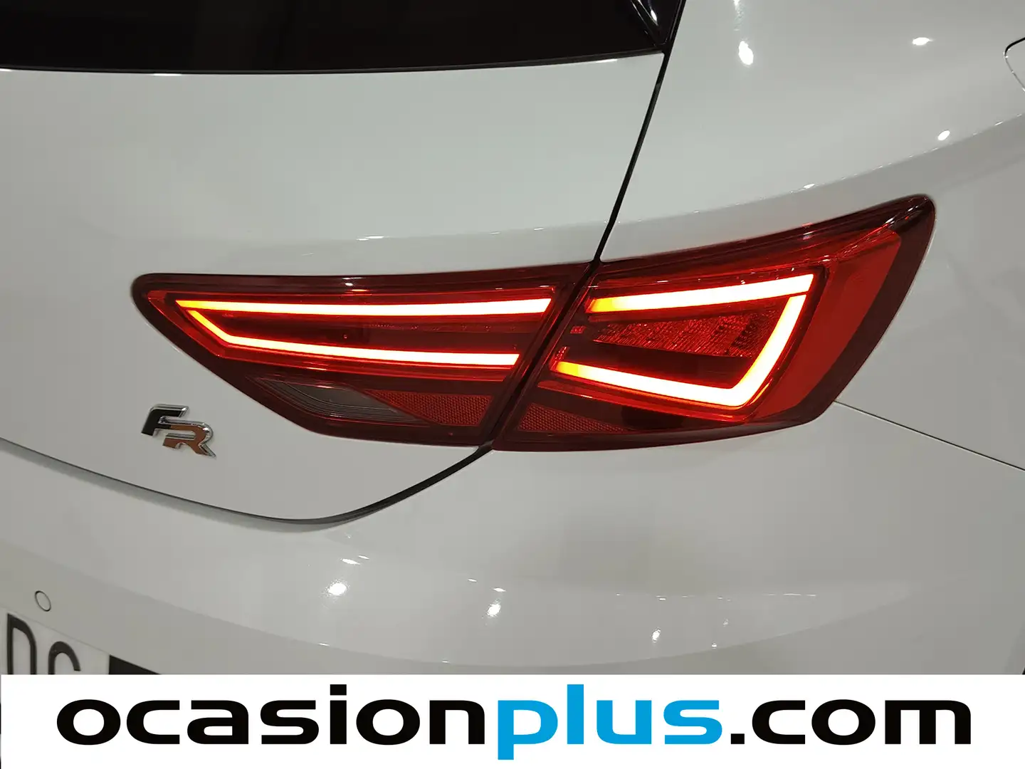 Foto Seat León SEAT León 1.4 TSI S&S ACT FR Plus DSG7 (150 CV)