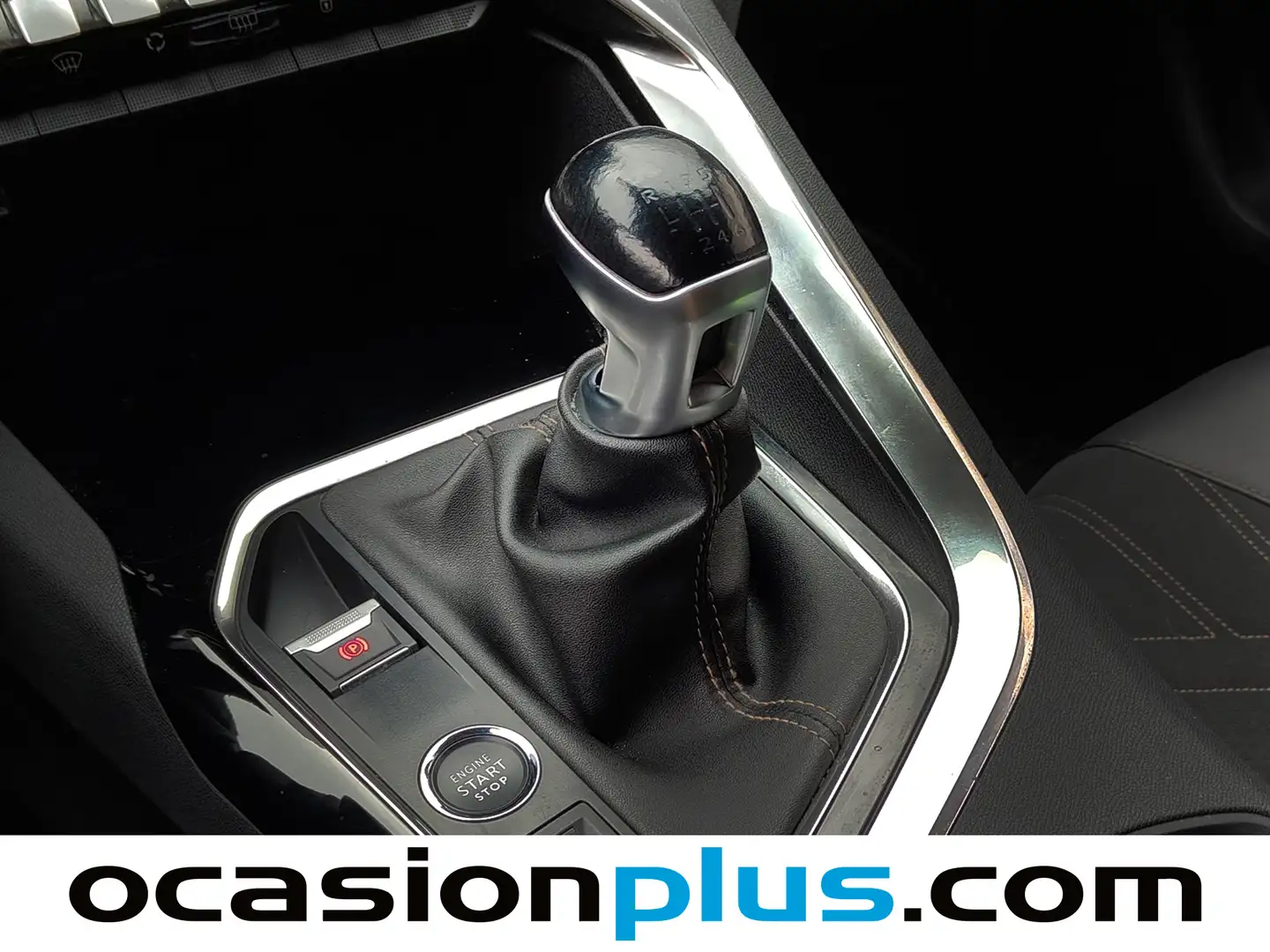 Foto Peugeot 3008 Peugeot 3008 PureTech 130 S&S GT (130 CV)