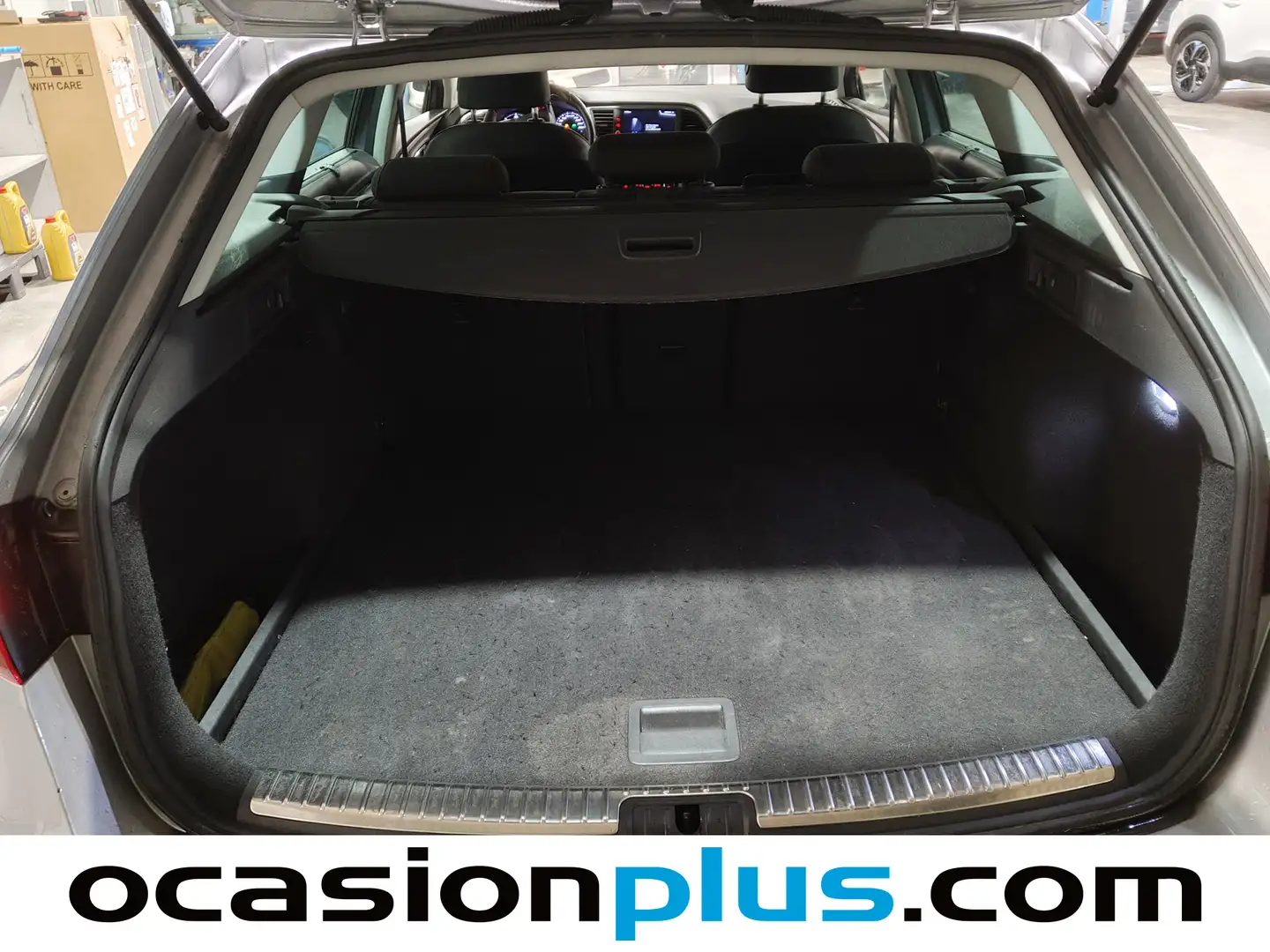 Foto Seat León SEAT León ST ST 2.0 TDI S&S Xcellence DSG (150 CV)