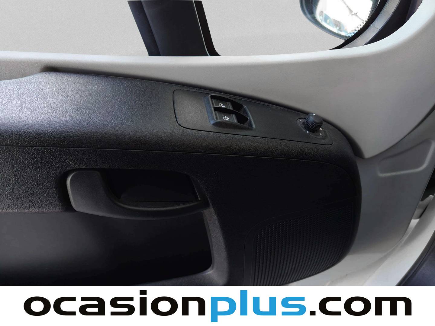 Elnagh T-LOFT 530 Elnagh T-LOFT 530 530 (140 CV) 5 Plazas de ocasión