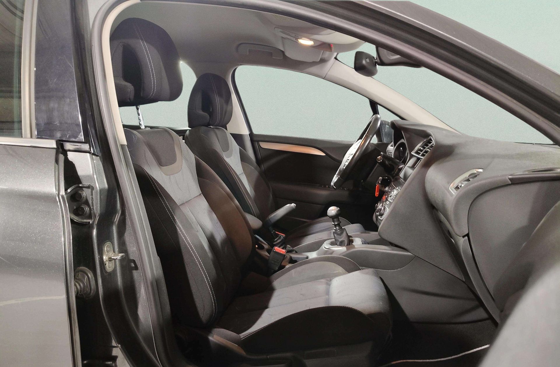 Citroën C4 1.6 HDi Sport - foto 16