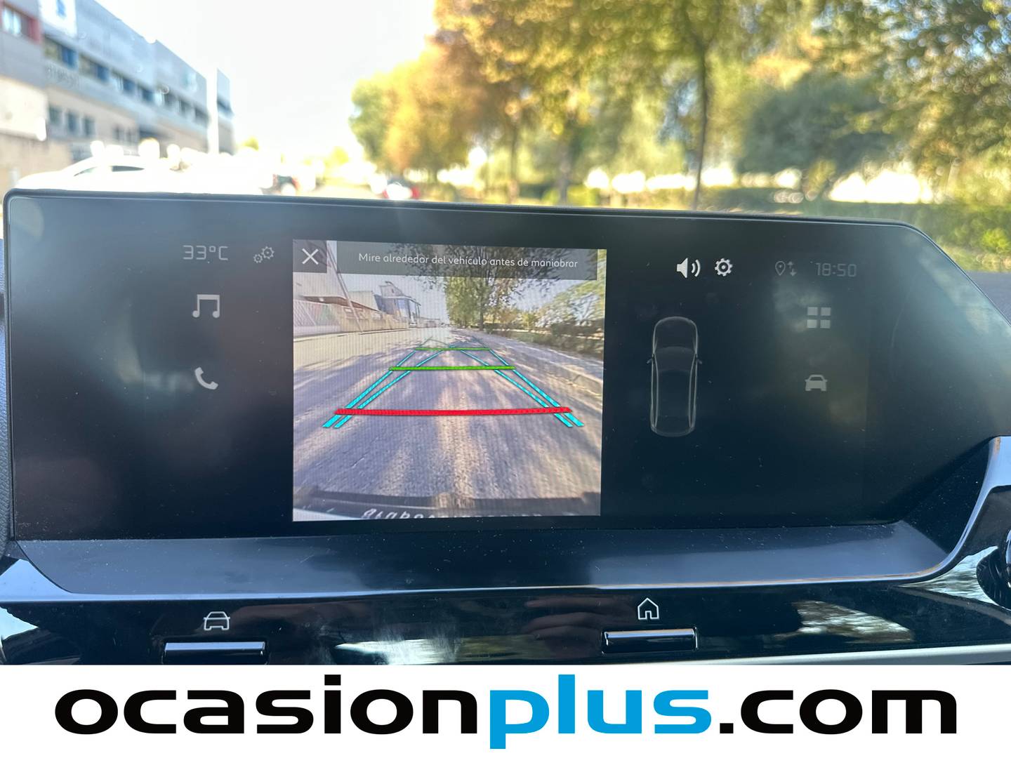 Equipamiento del Citroën C4 X Citroën C4 X Hybrid 136 e-DCS6 Plus (136 CV)