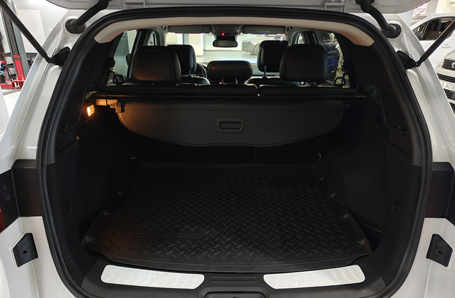 Renault Koleos dCi 130 Zen - foto 17