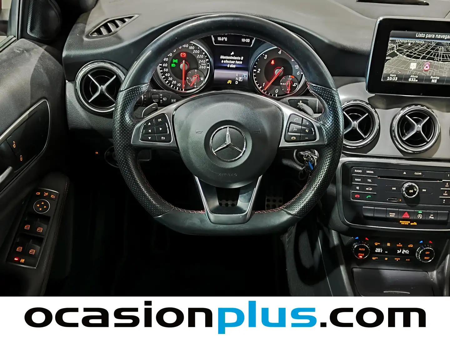 Foto Mercedes GLA Mercedes-Benz GLA GLA 200 d AMG Line (136 CV)