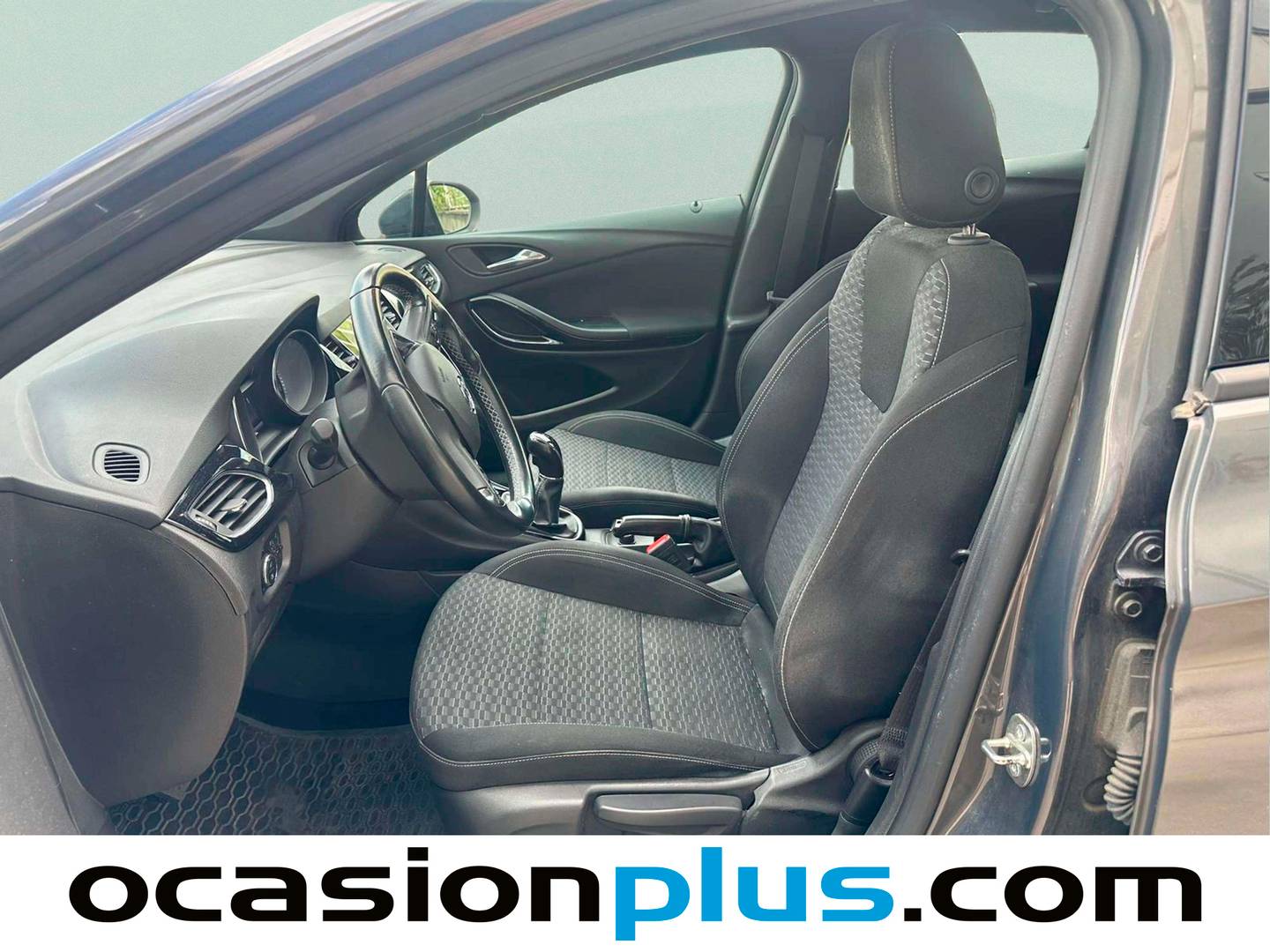Foto asientos delanteros Opel Astra Opel Astra 1.6 CDTi Dynamic (110 CV)