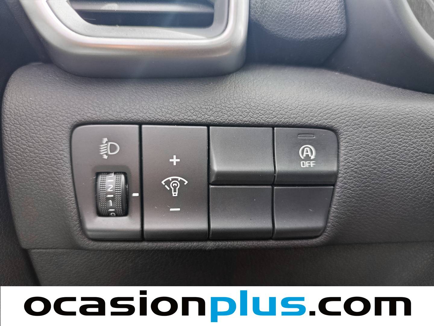 KIA Sportage KIA Sportage 1.6 MHEV Business 4x2 DCT (136 CV) seminuevo