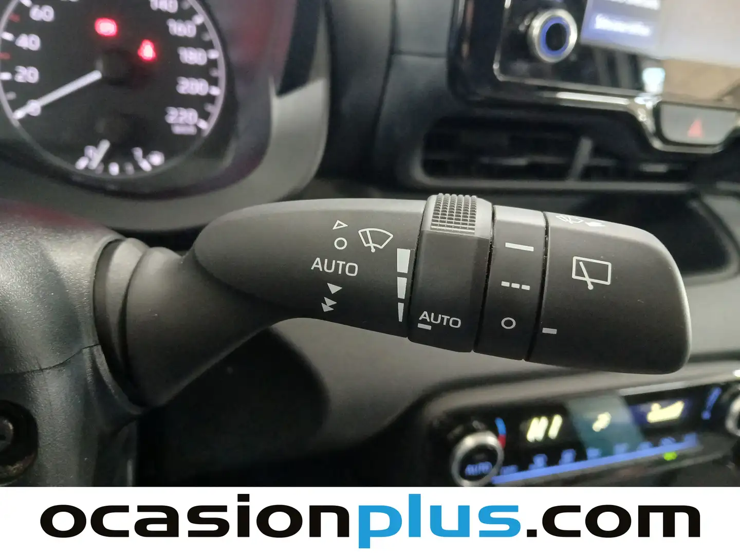 Foto Toyota Yaris Toyota Yaris 120H Business Plus (116 CV)