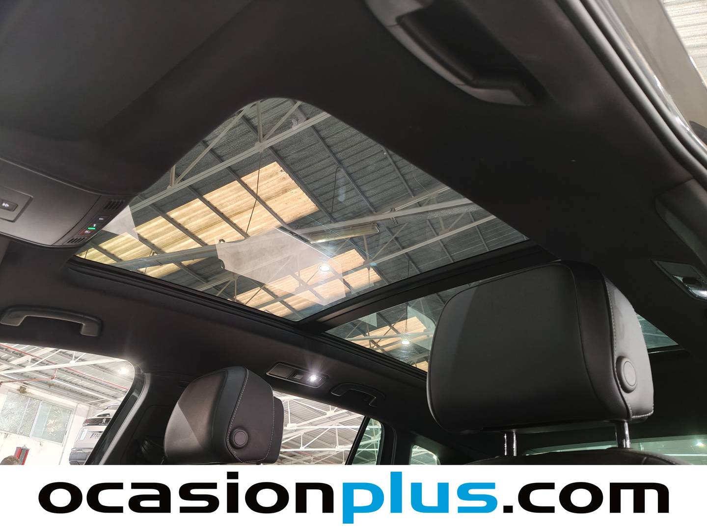 Equipamiento del Volkswagen Tiguan Volkswagen Tiguan R-Line 2.0 TDI (150 CV) DSG