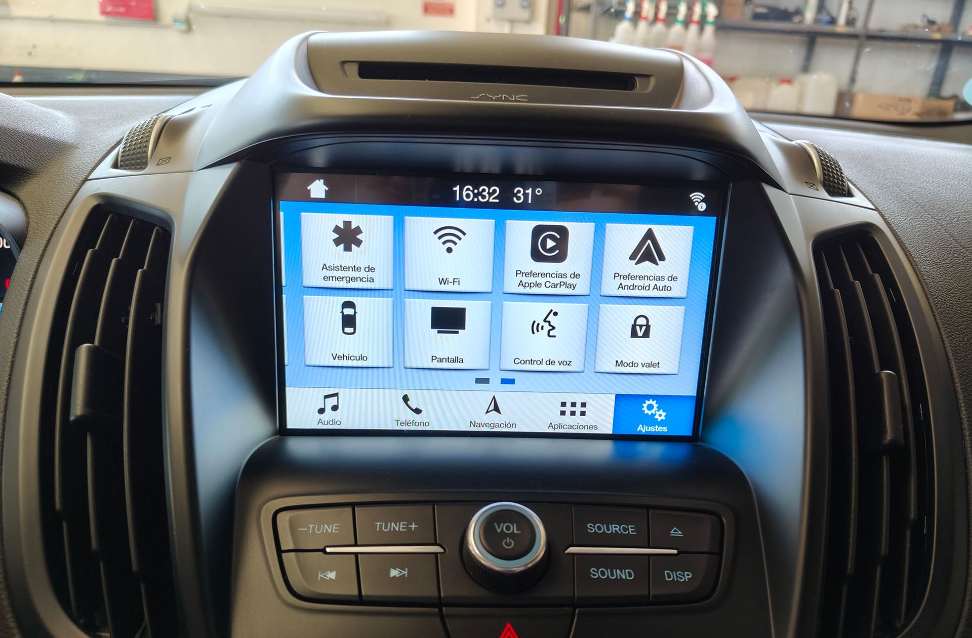 Ford Kuga 1.5 EcoBoost ST-Line 4x2 - foto 9
