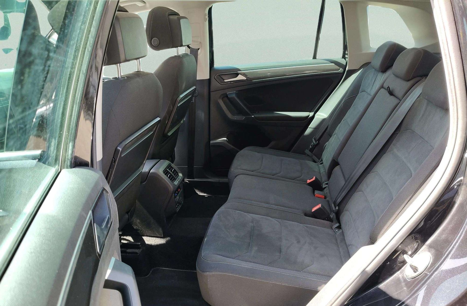 Volkswagen Tiguan Sport 2.0 TDI DSG Pack R-Line - foto 13