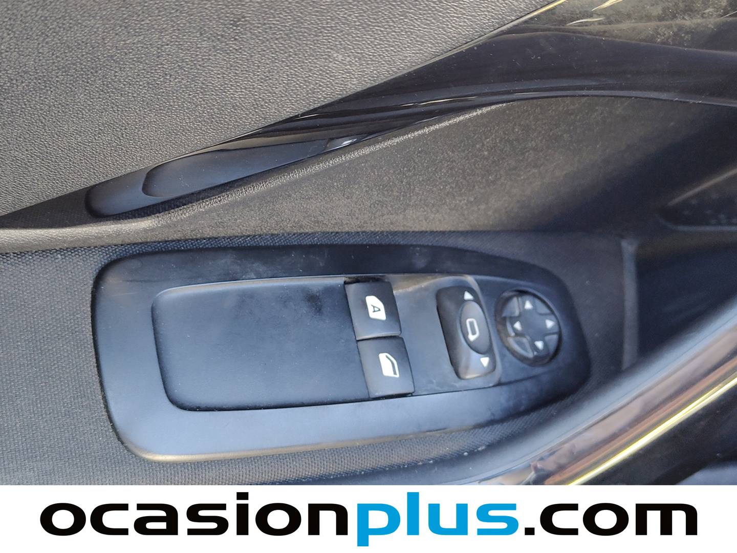 Peugeot 208 Peugeot 208 PureTech 82 S&S Active (82 CV) gasolina
