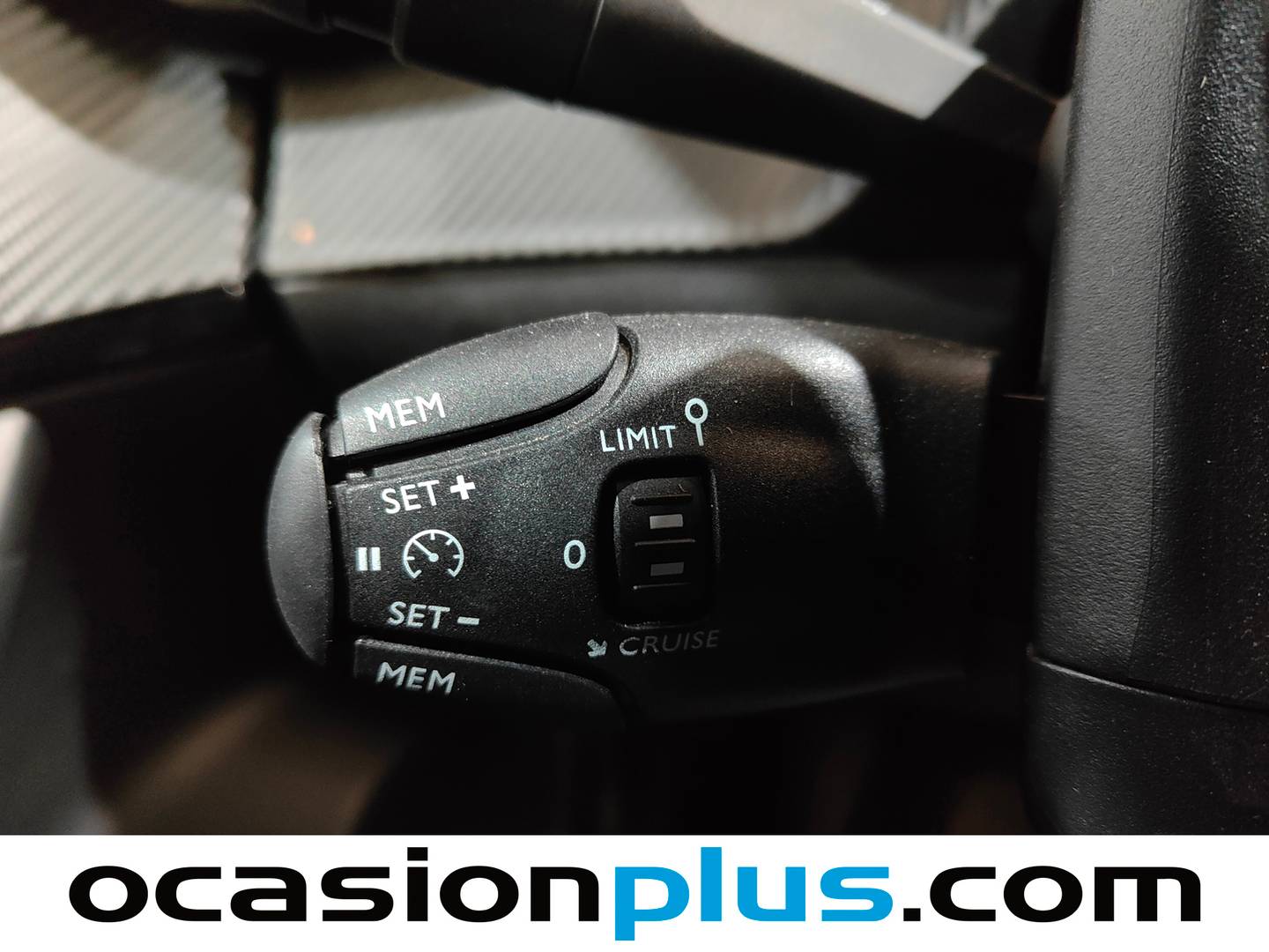 Foto Peugeot 2008 Peugeot 2008 PureTech 100 S&S Allure (100 CV)