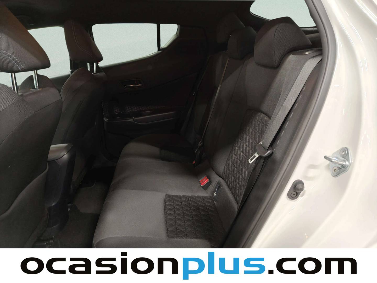 Foto asientos traseros Toyota C-HR Toyota C-HR 1.8 125H Advance (122 CV)