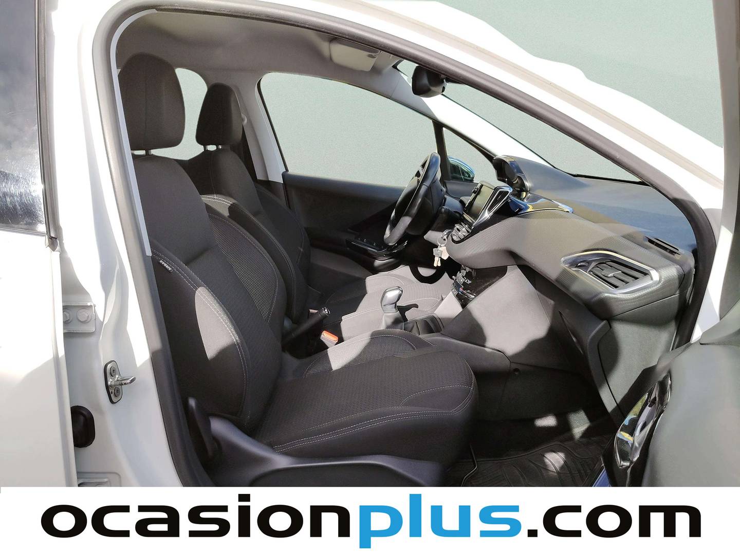 Peugeot 208 Peugeot 208 PureTech 82 S&S Tech Edition (82 CV) gasolina