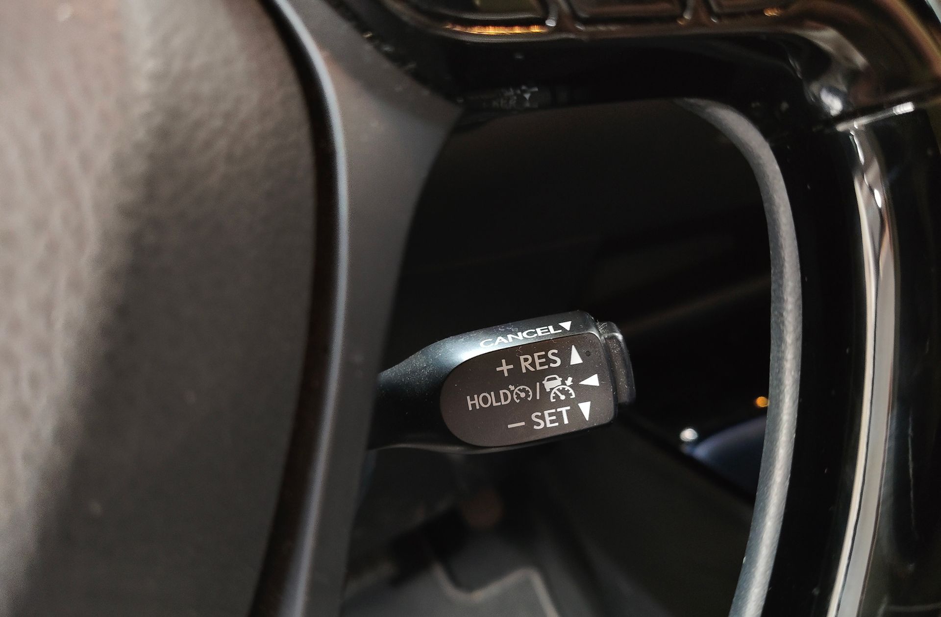 Toyota C-HR 180H Advance - foto 29