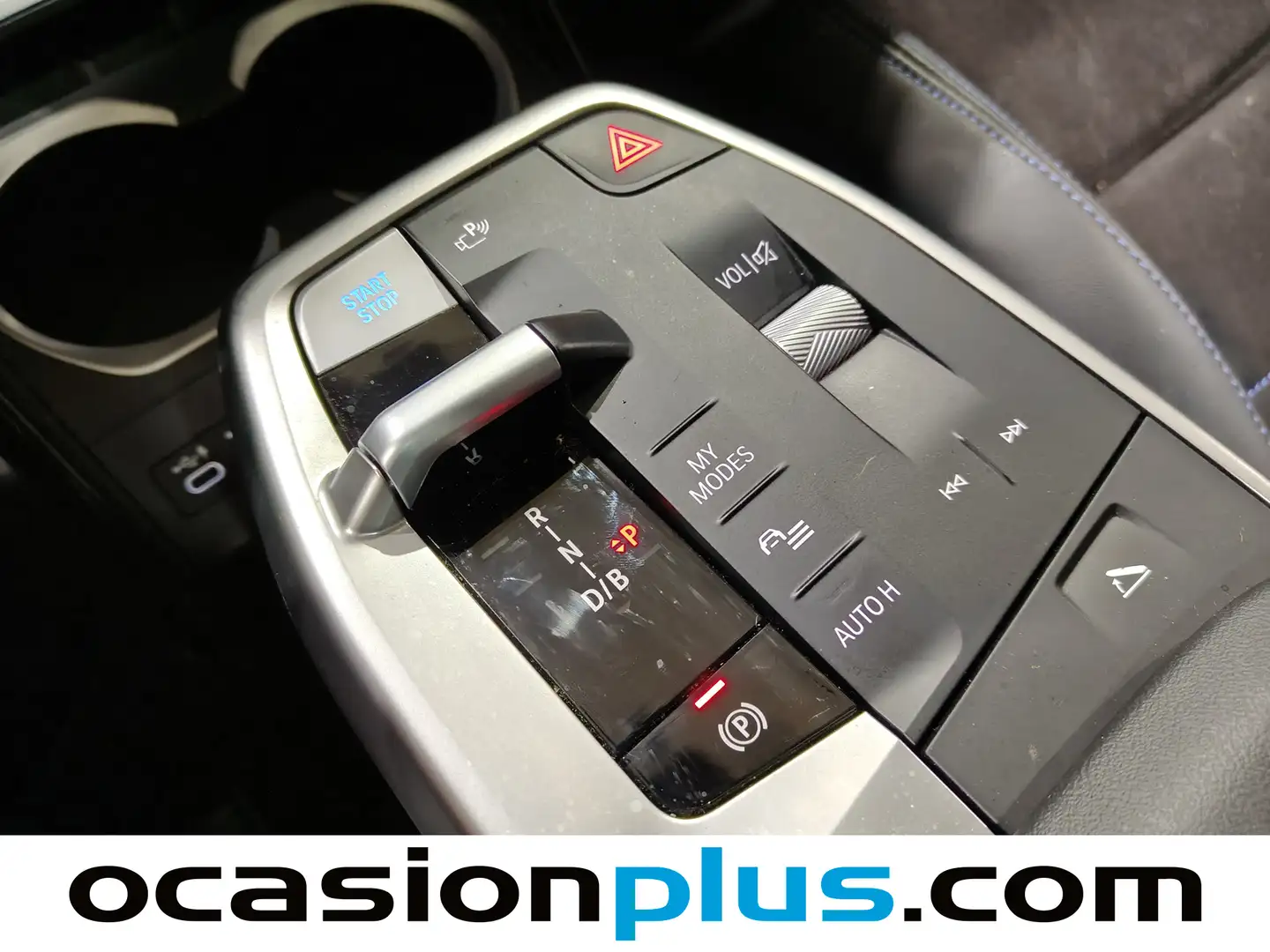 Foto BMW iX1 BMW iX1 eDrive20 (204 CV) Pack M