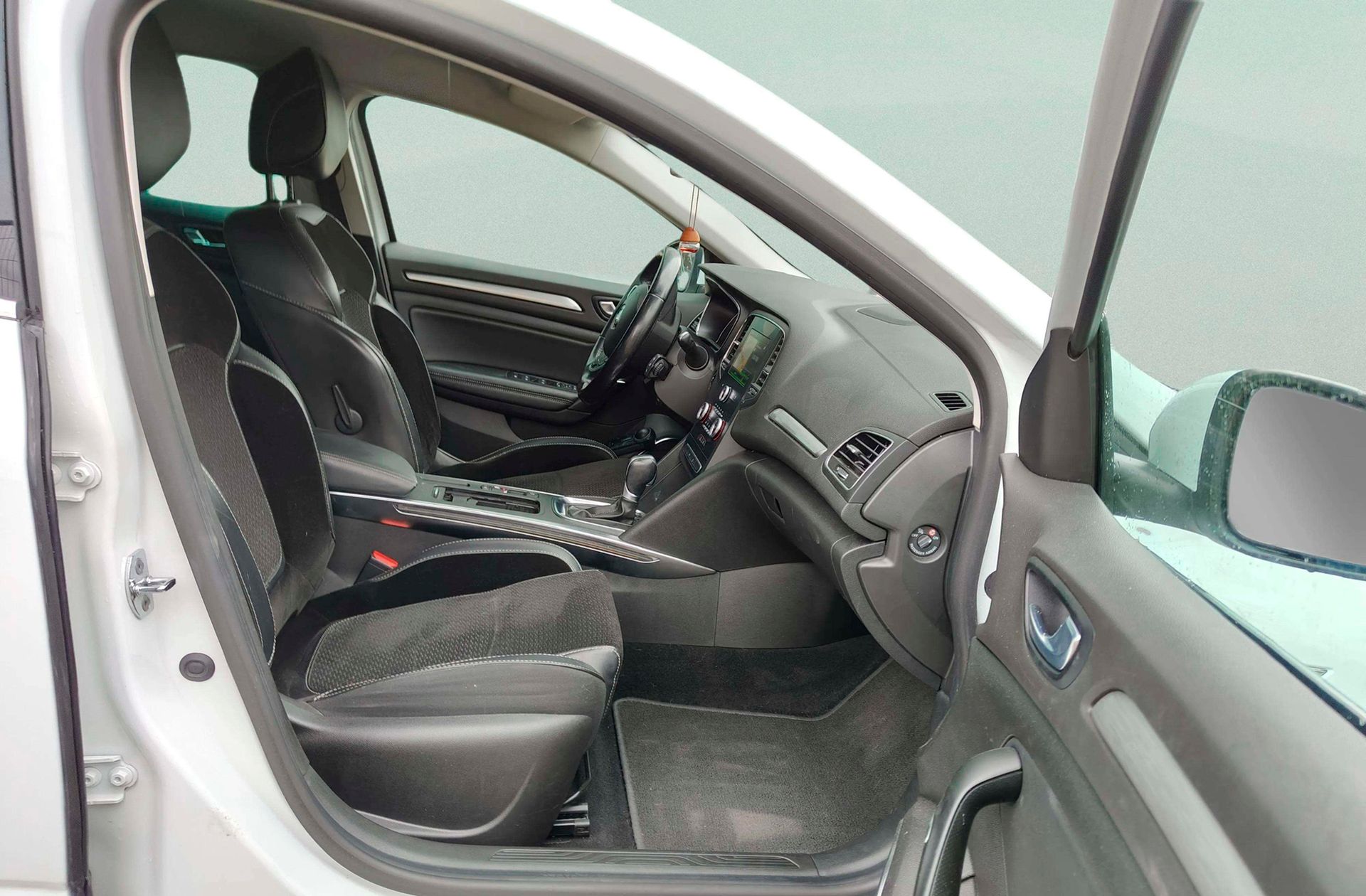 Renault Mégane Zen Energy TCe EDC - foto 15