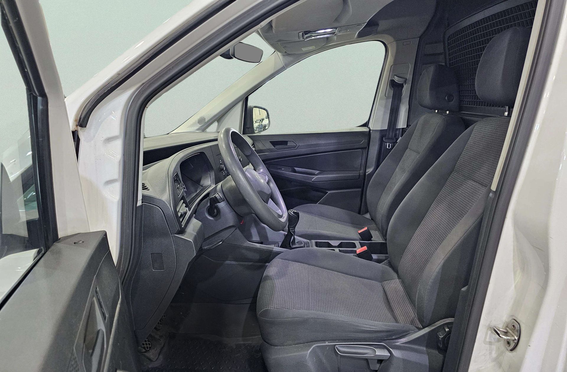 Volkswagen Caddy Cargo 2.0 TDI - foto 8
