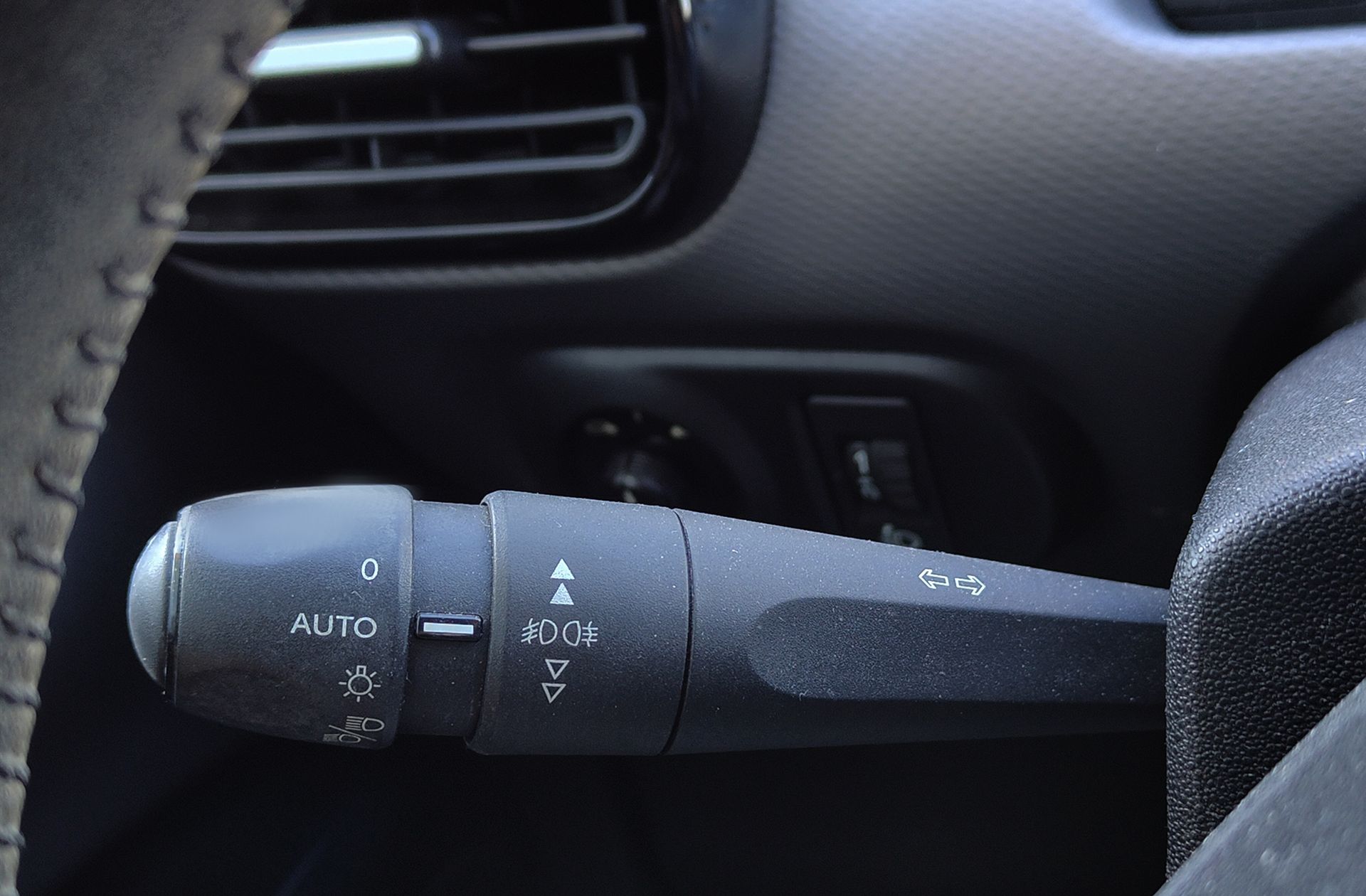 Citroën C4 Cactus PureTech 110 Feel - foto 23
