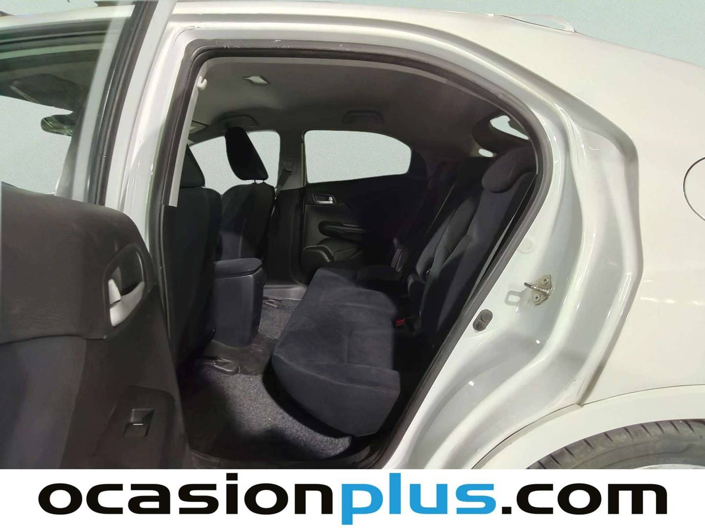 Foto asientos traseros Honda Civic Honda Civic 1.8 I-VTEC Sport Navi (142 CV)
