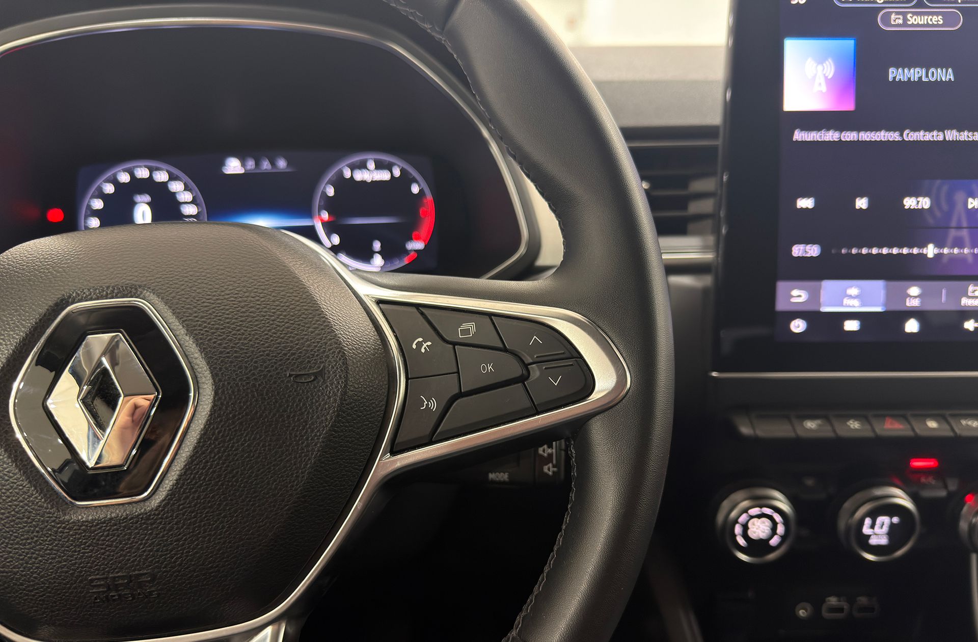 Renault Captur Techno TCe - foto 24