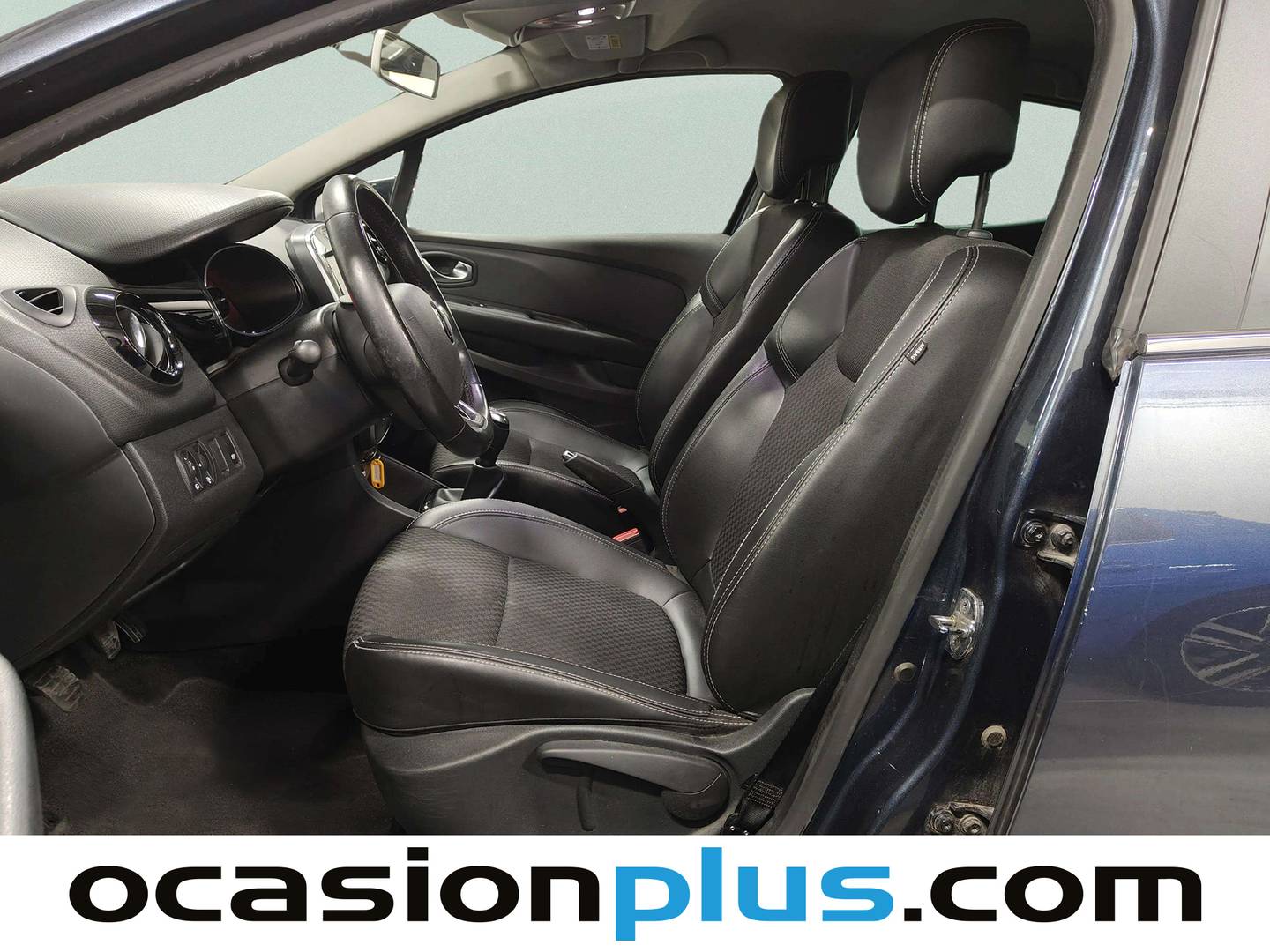 Foto asientos delanteros Renault Clio Renault Clio Zen Energy TCe (90 CV)